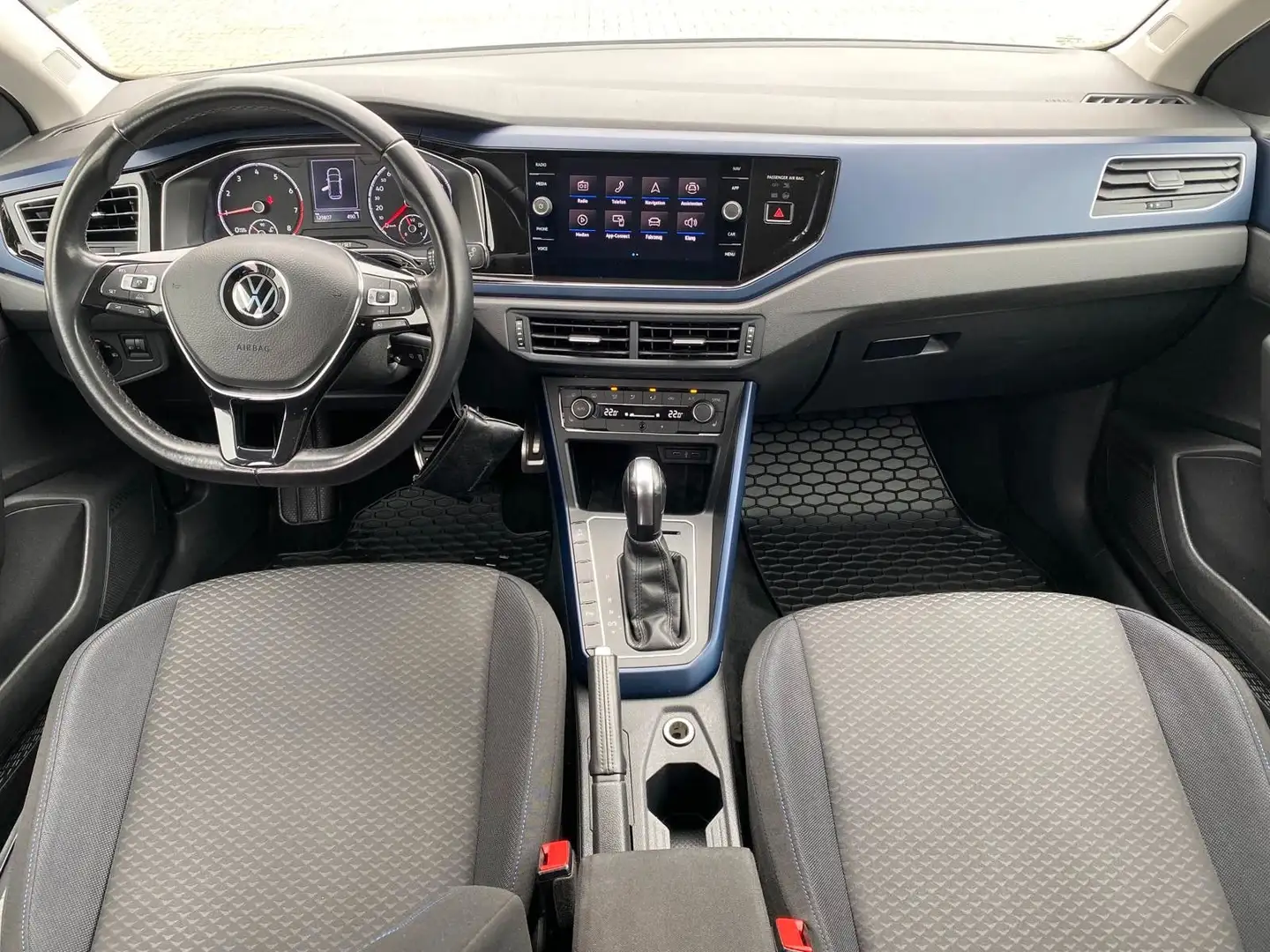 Volkswagen Polo VI United/1HAND/AUT.GETR. Blanc - 2