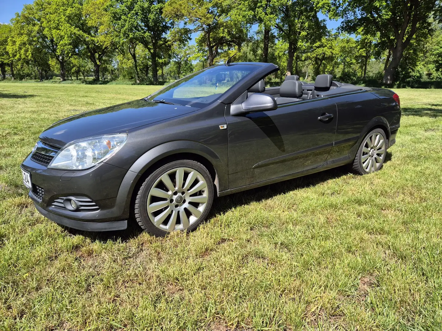 Opel Astra Twin Top 1.8 Endless Summer - 1