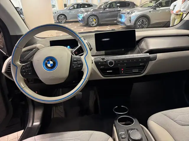 BMW i3 view 13