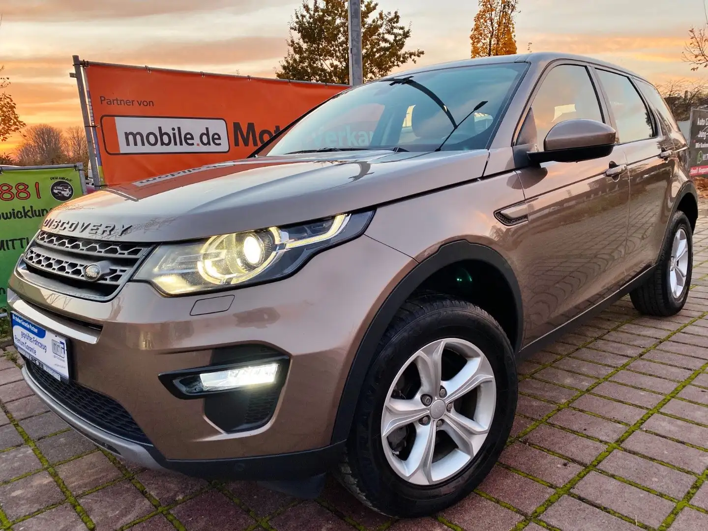 Land Rover Discovery Sport SE AWD#Scheckheft#6.Gang#Leder# Zlatna - 2