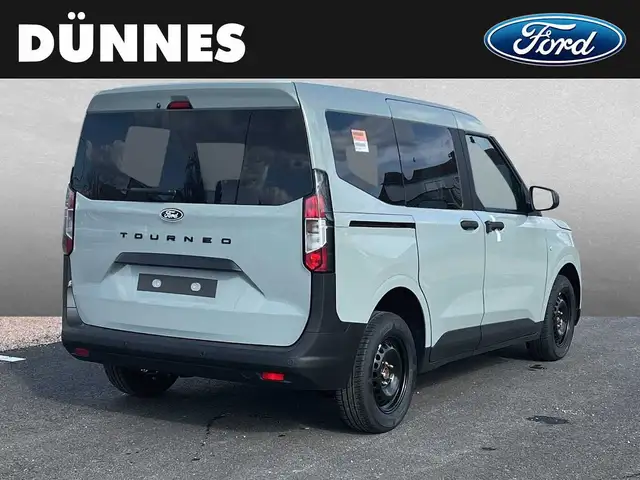 Ford Tourneo Courier view 2