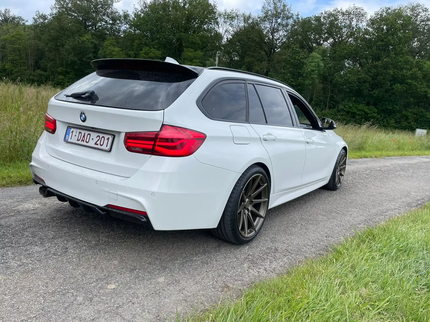 BMW 320 Touring dAS - 2