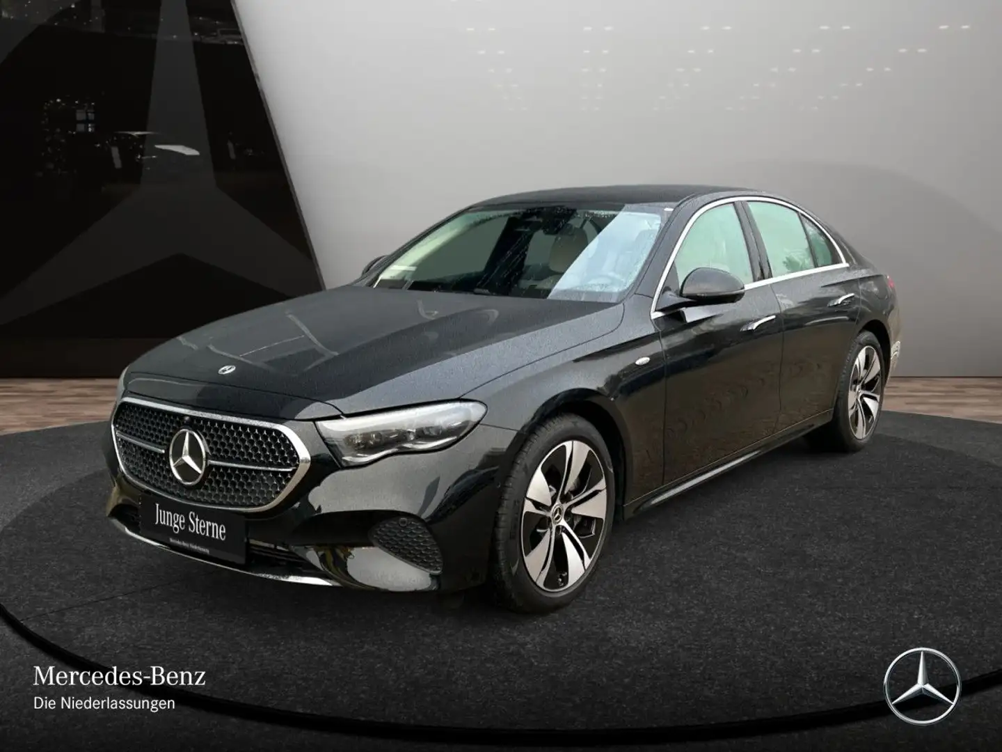 Mercedes-Benz E 300 e Hybrid Avantgarde 360° Distr. AHK Memory Schwarz - 2