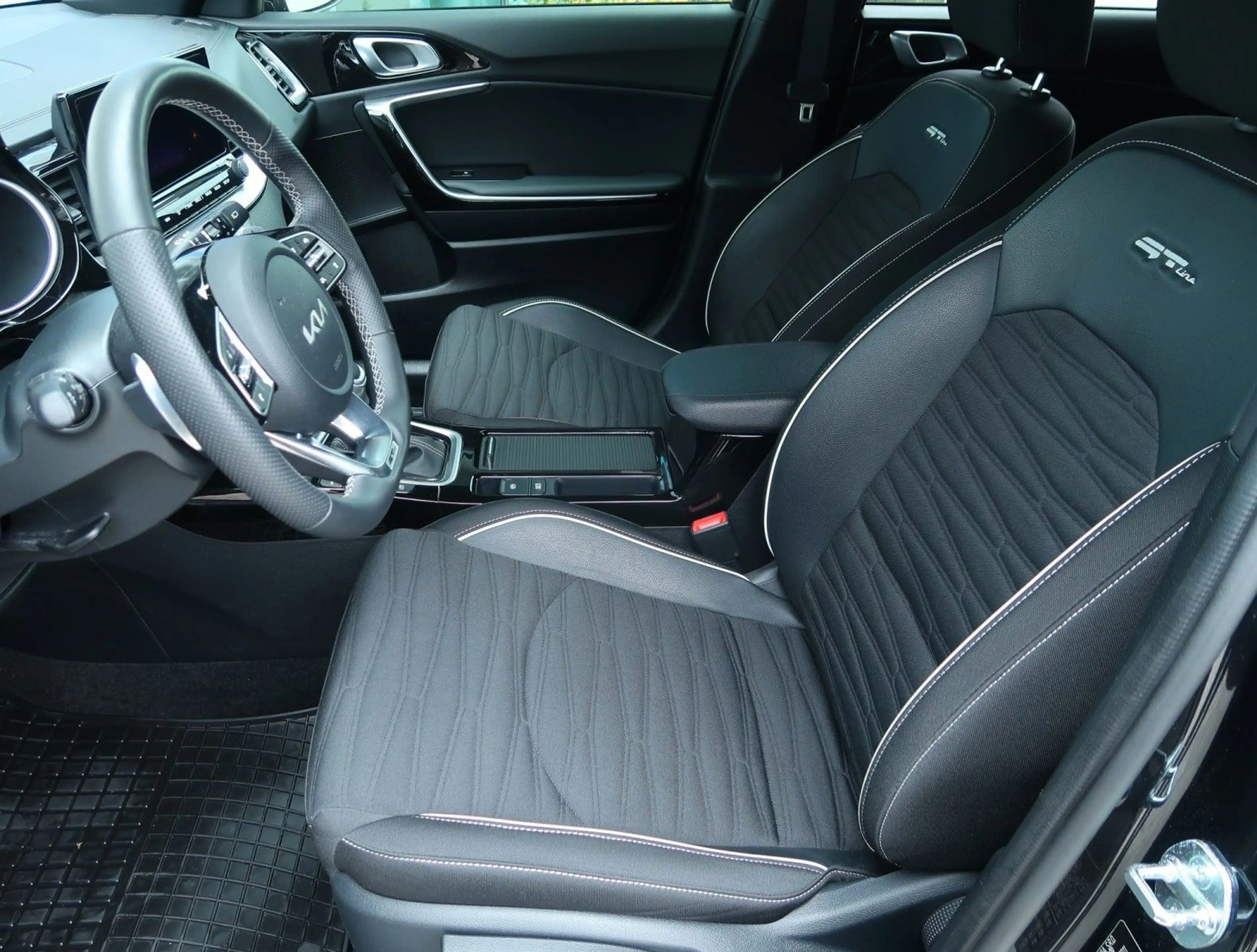 Kia Ceed SW / cee'd SW — photo 8