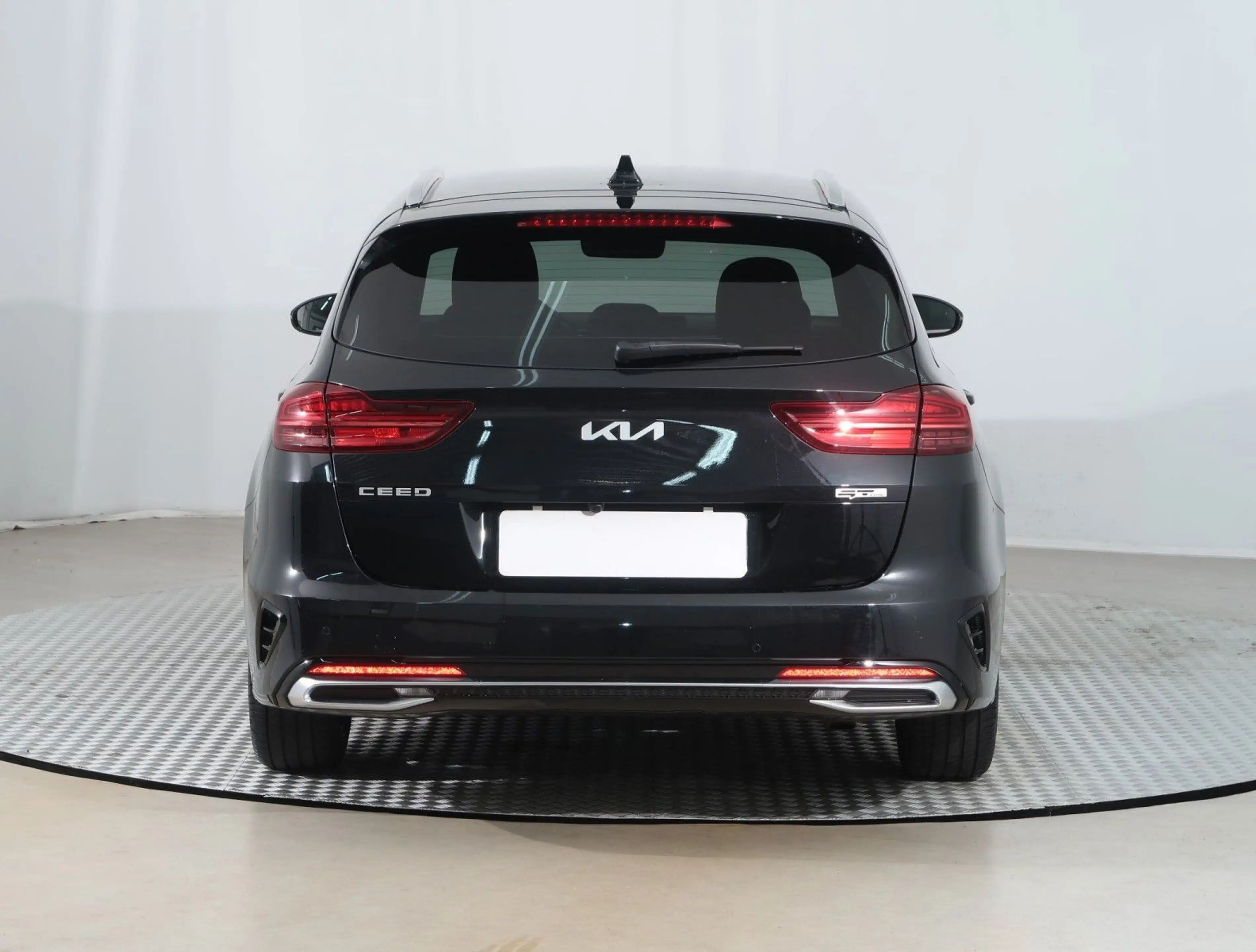 Kia Ceed SW / cee'd SW — photo 4