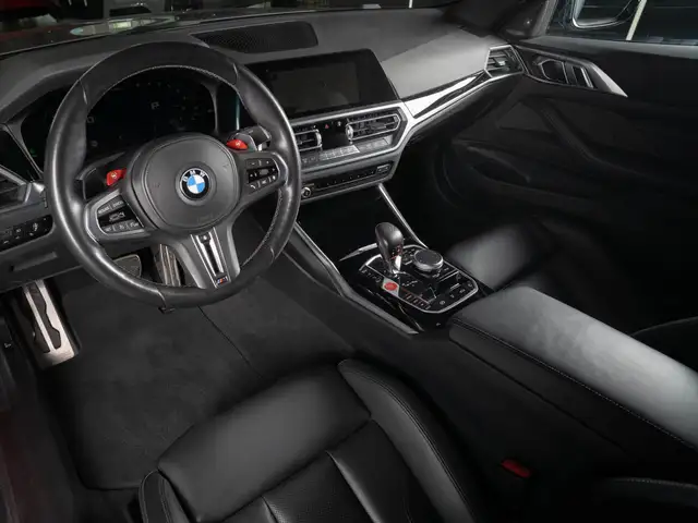 BMW M4 view 11