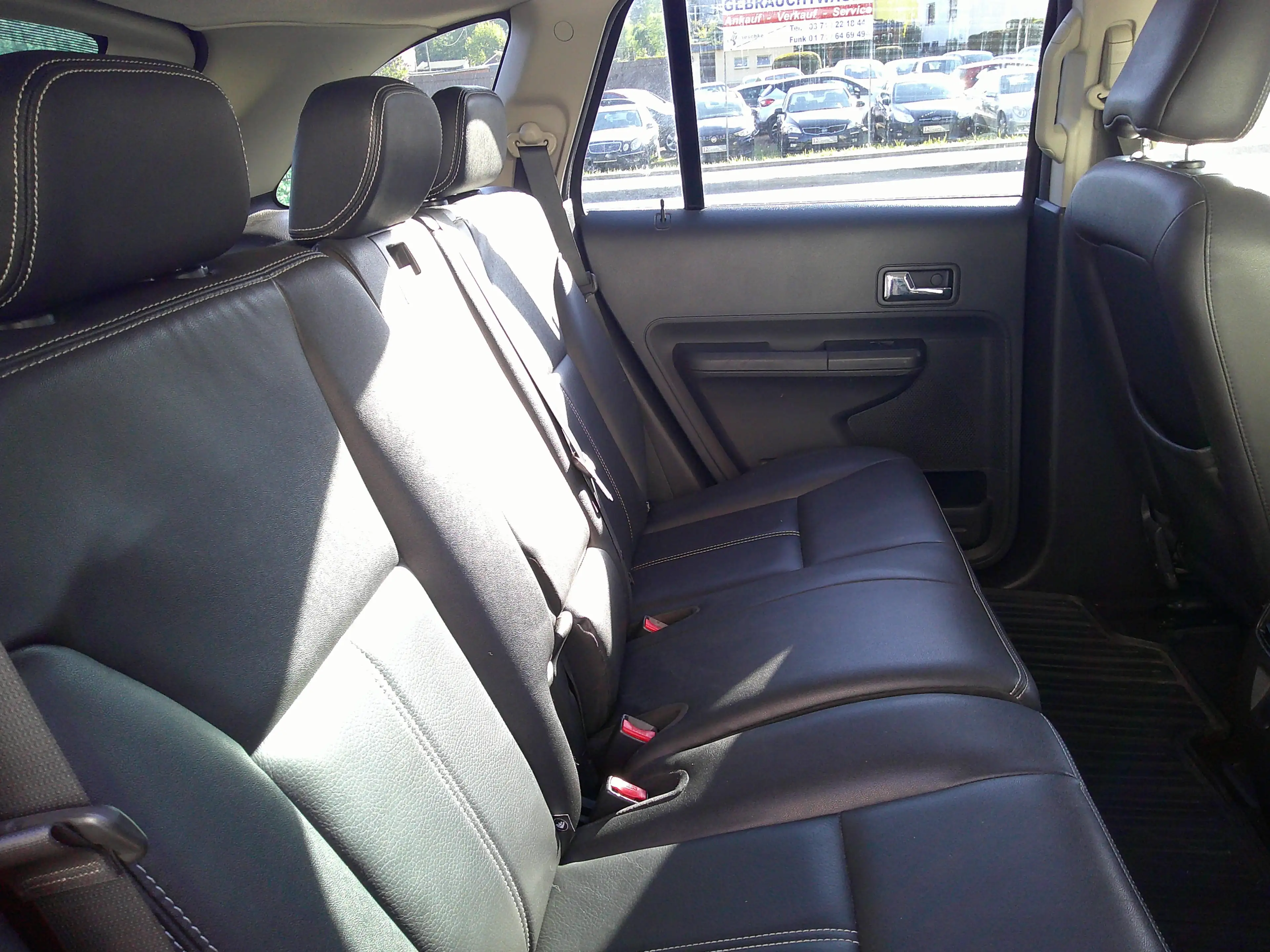 Ford Edge 4x4   TÜV Neu  Sitzheizung Leder AHZ — photo 9