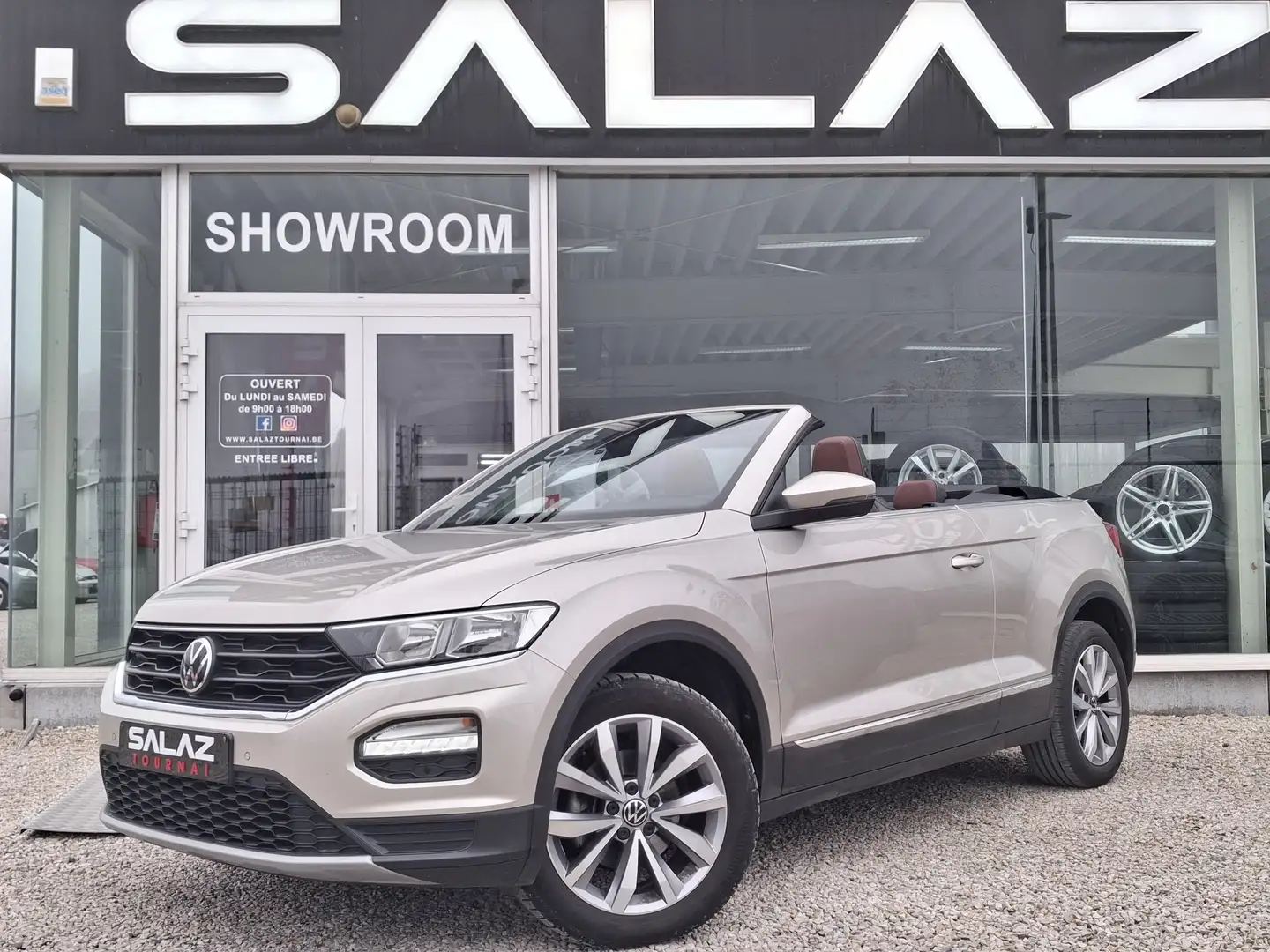 Volkswagen T-Roc T-Roc Cabriolet 1.5 TSI B.AUTO_NAVI_CARPLAY_CUIR Grau - 1