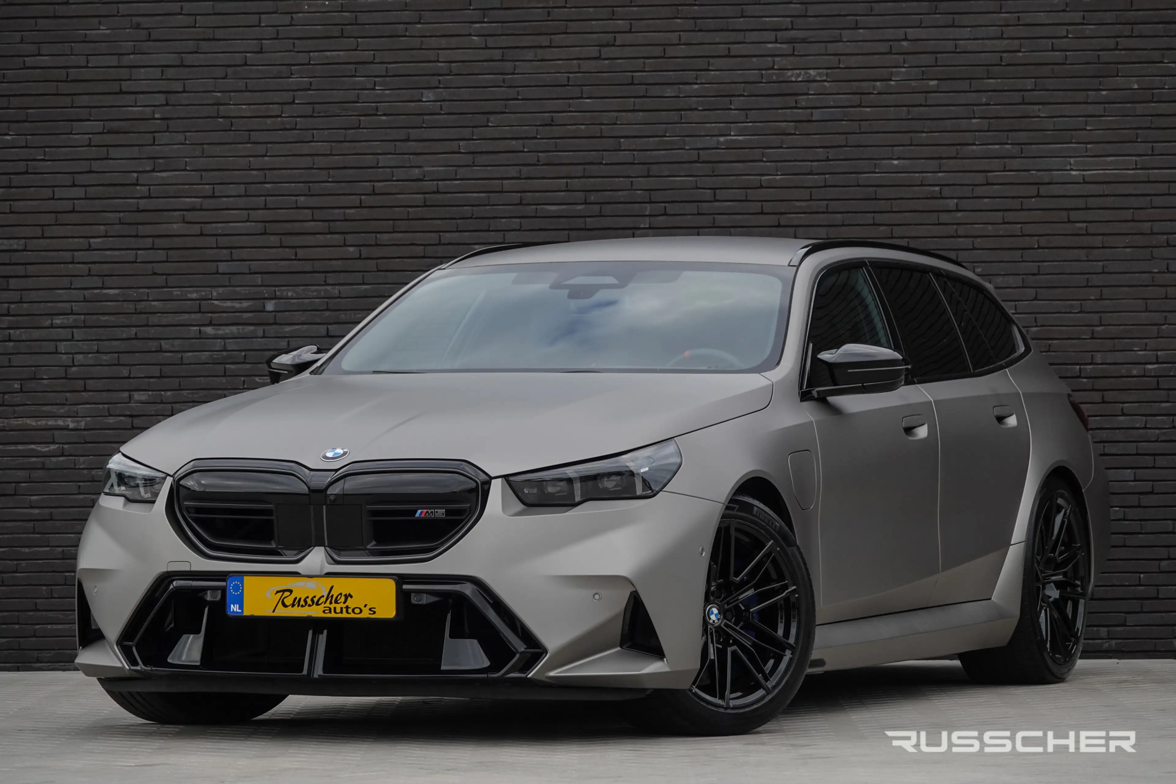 BMW M5 Touring 727Pk 4.4L V8 Hybride | M-Drivers Package
