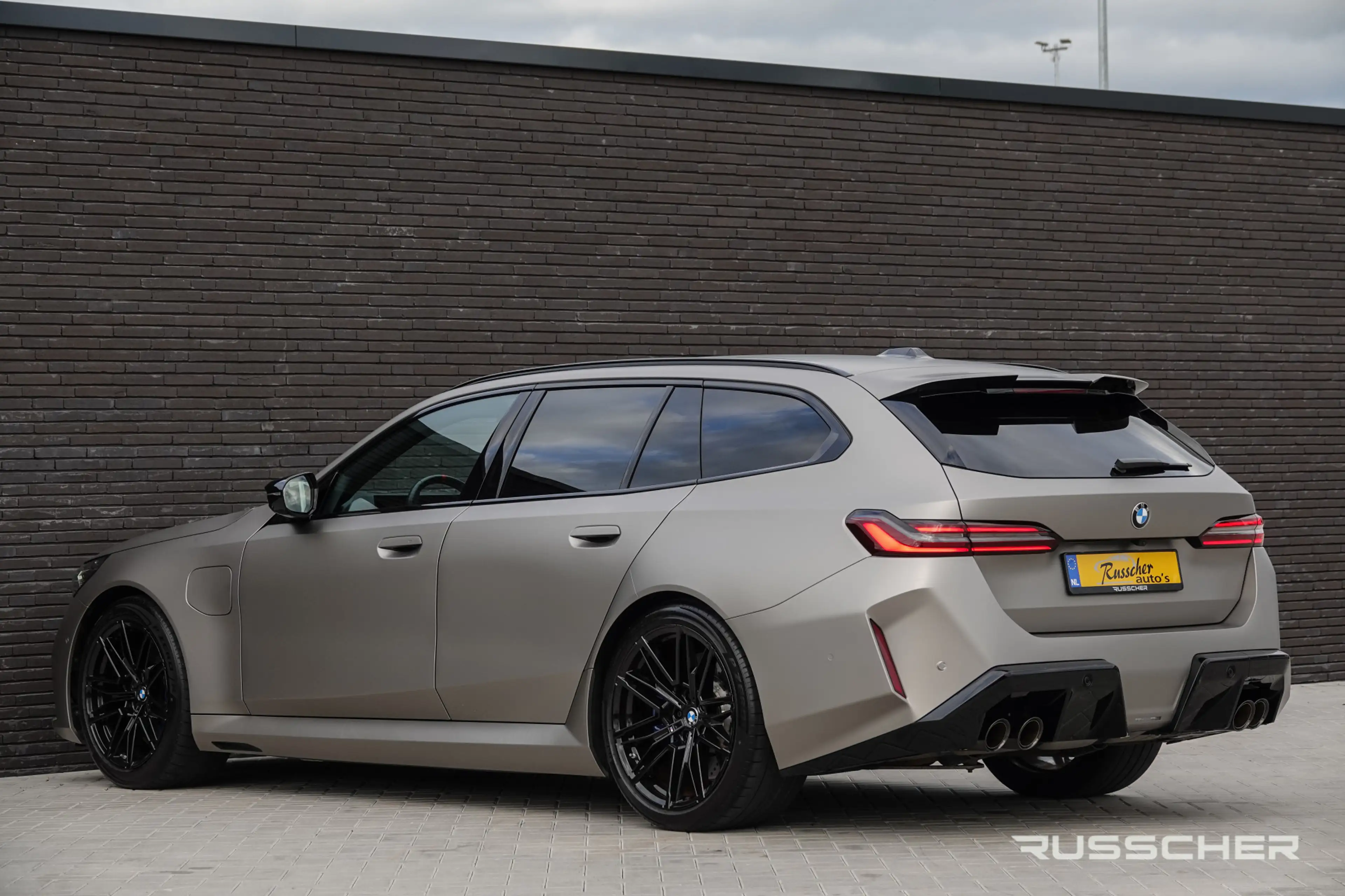 BMW M5 Touring 727Pk 4.4L V8 Hybride | M-Drivers Package — photo 22