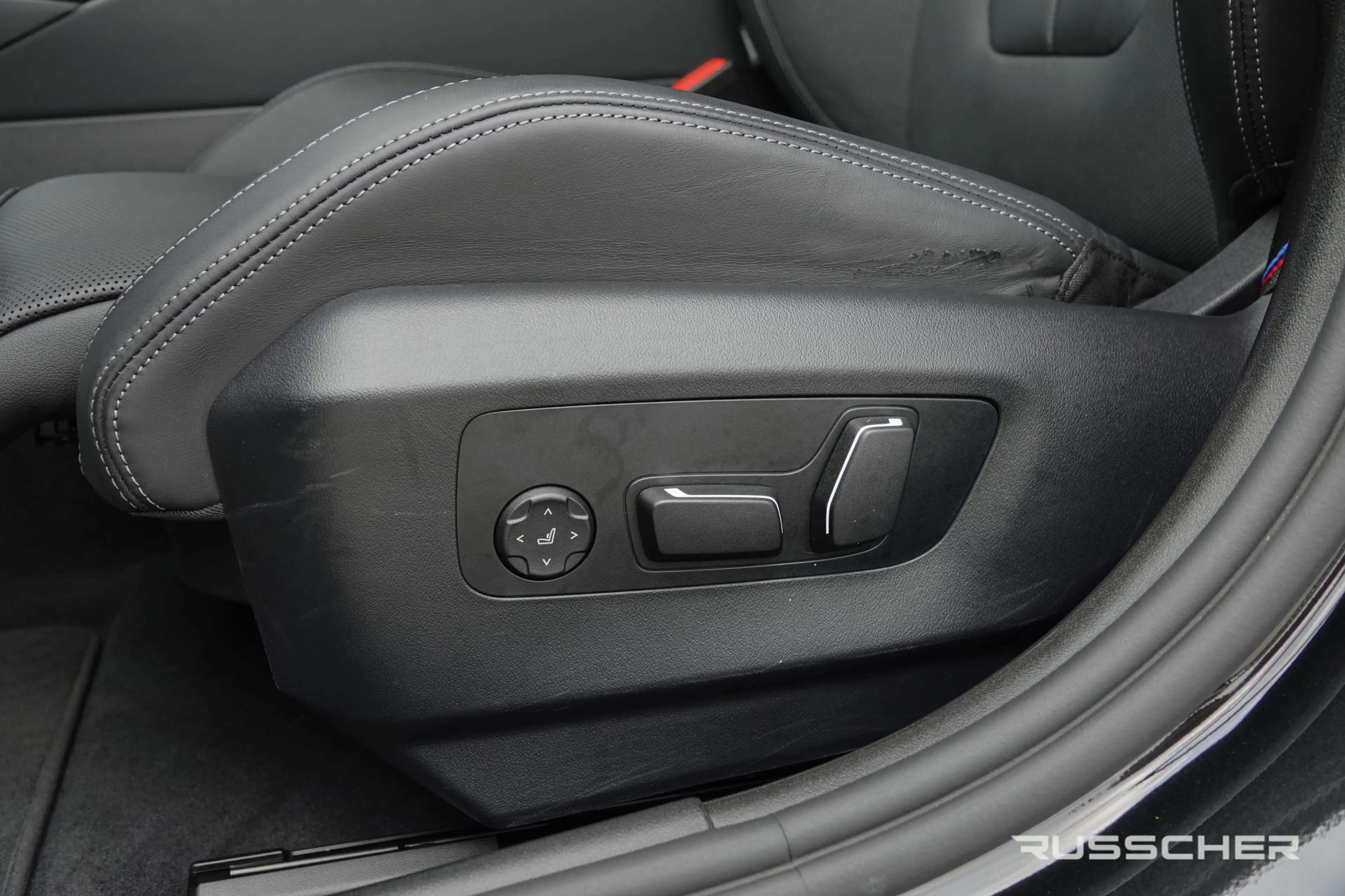BMW M5 Touring 727Pk 4.4L V8 Hybride | M-Drivers Package — photo 31