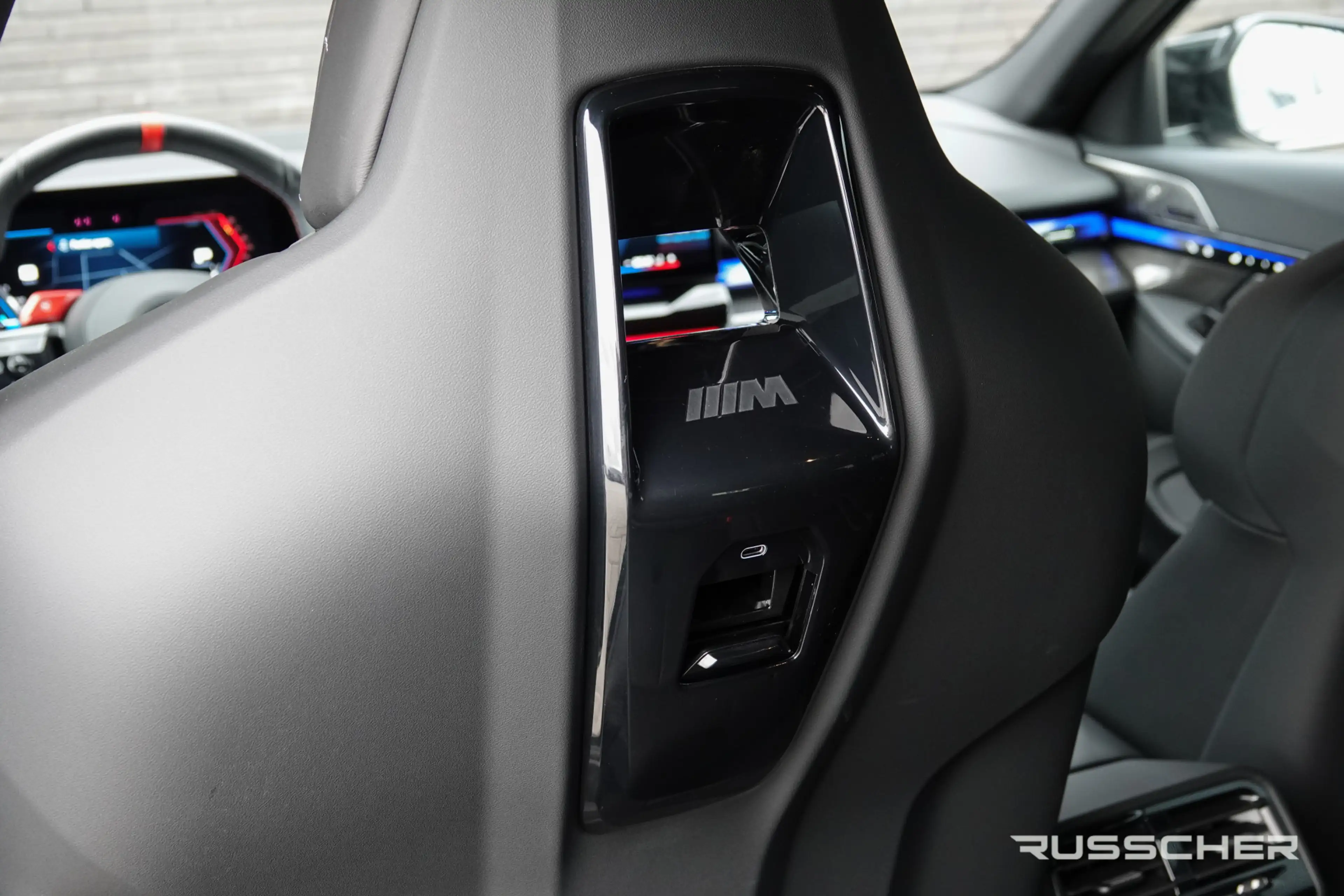 BMW M5 Touring 727Pk 4.4L V8 Hybride | M-Drivers Package — photo 30