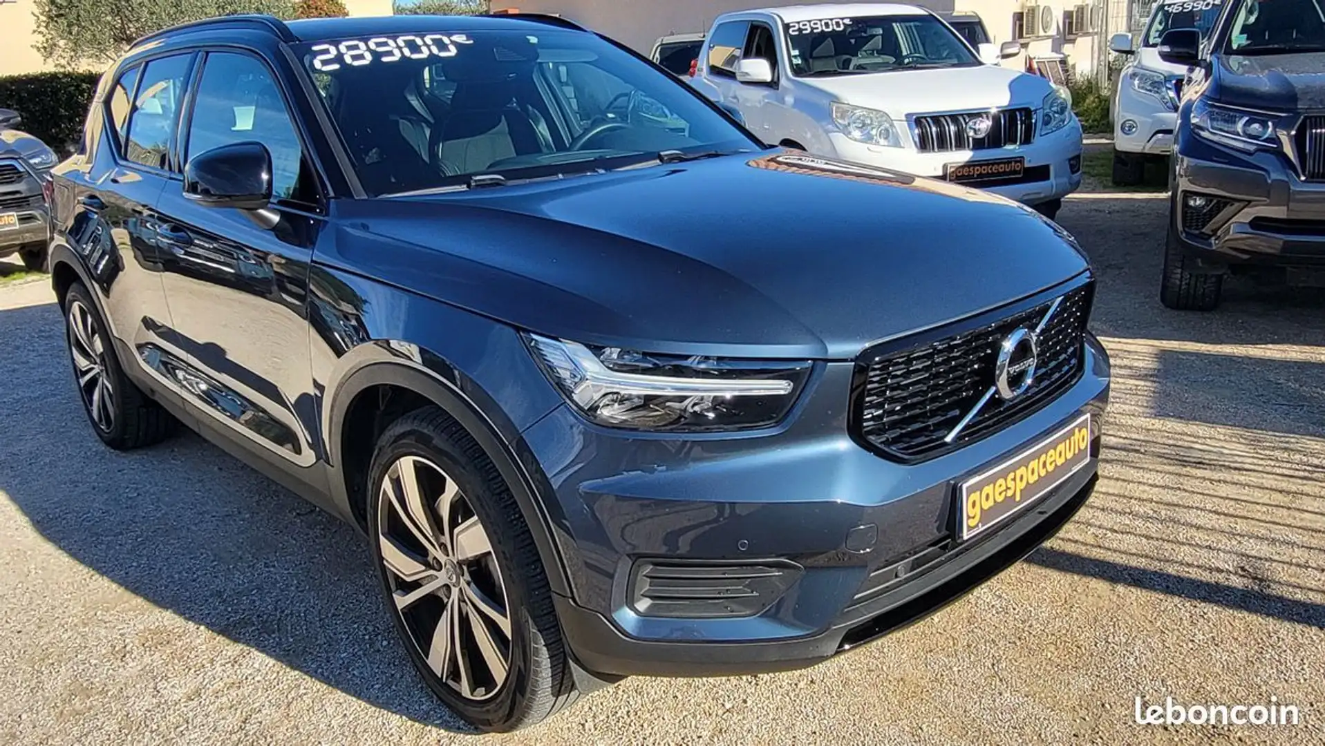 Volvo XC40 t5 R-Design - 1