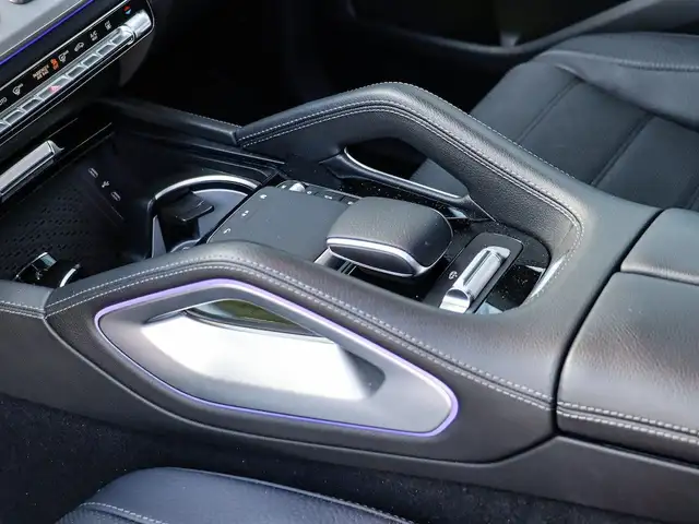 Mercedes-Benz GLS view 20