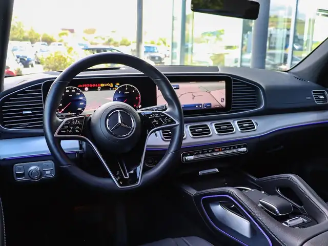 Mercedes-Benz GLS view 16