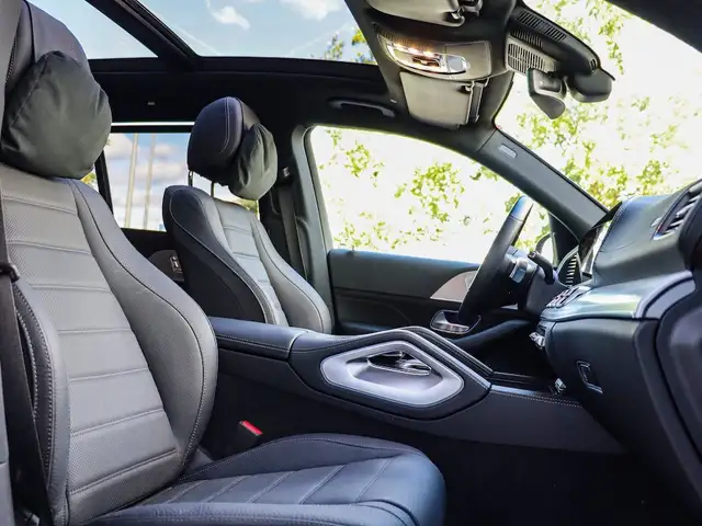 Mercedes-Benz GLS view 23