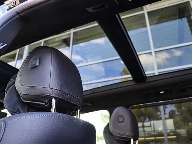 Mercedes-Benz GLS view 27