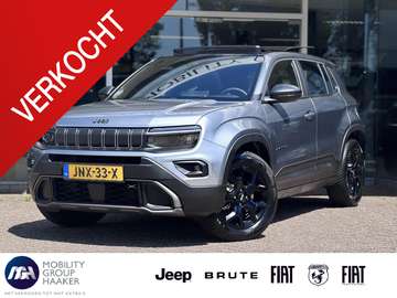 1.2T 4xe Upland | Leer | Schuifdak |