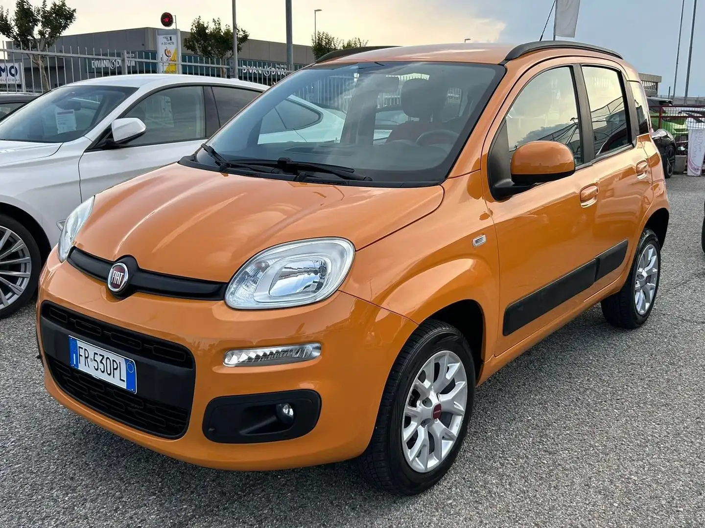 Fiat Panda 0.9 t.air t. natural power Lounge 80cv Arancione - 1