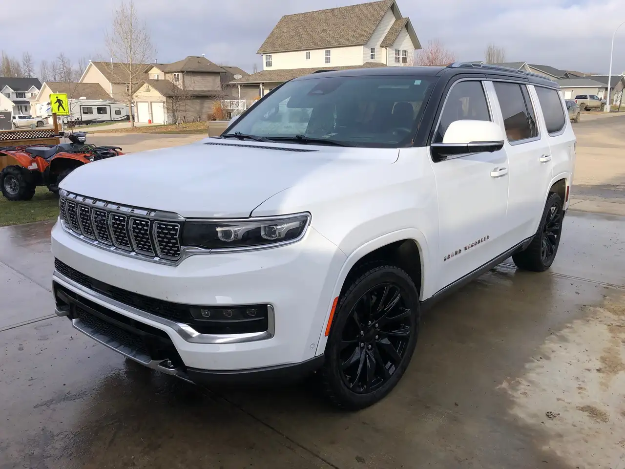 2022 Jeep Grand Wagoneer