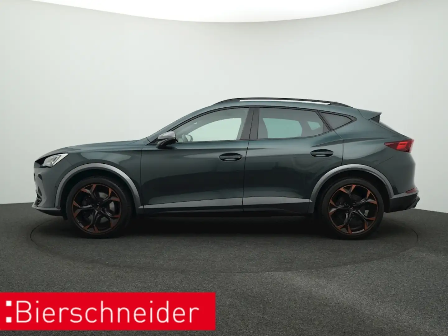 CUPRA Formentor 2.0 TSI DSG 4Drive VZ AHK PANO KAMERA Grün - 2