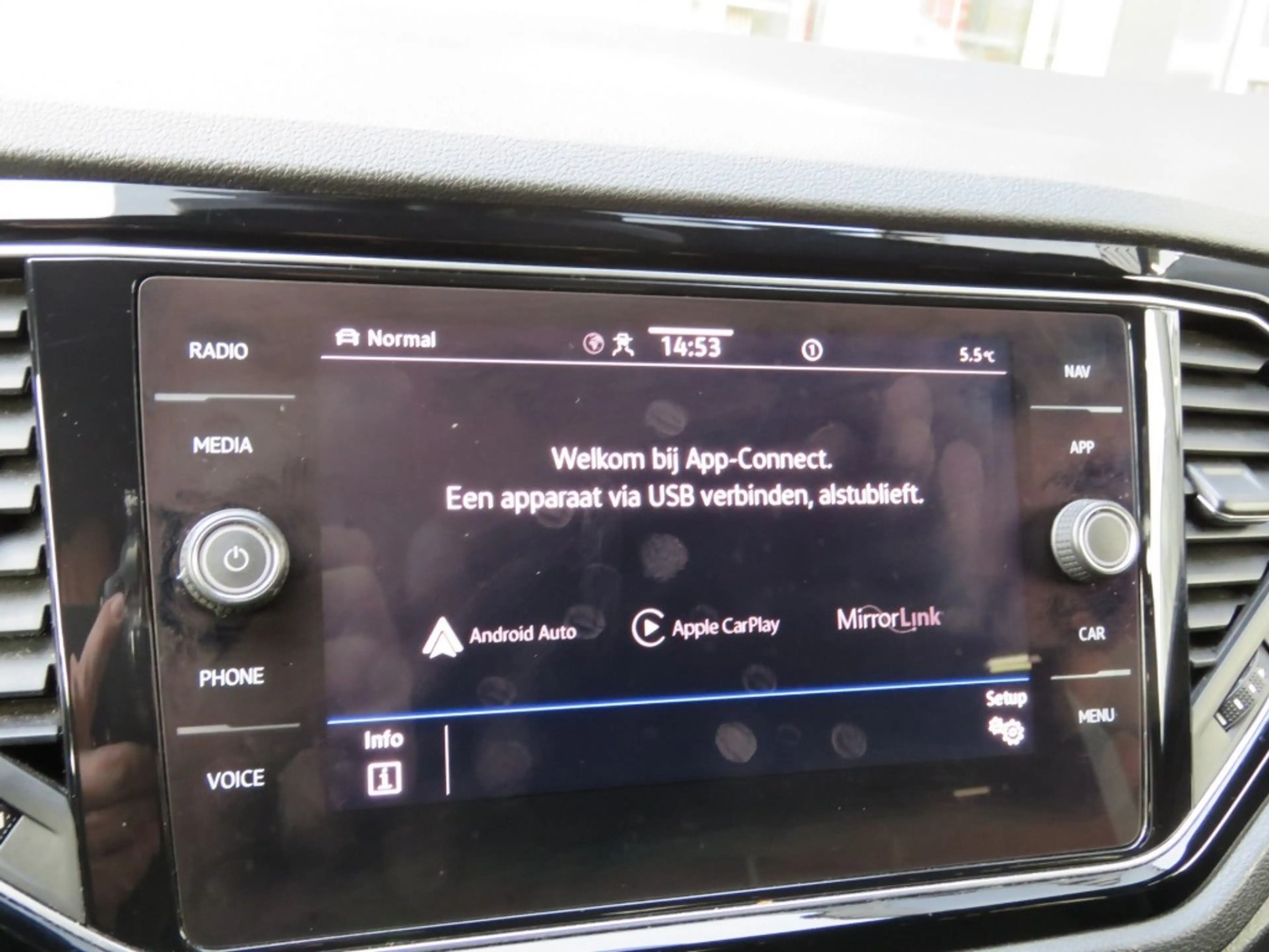 Volkswagen T-Roc 1.5 TSI 150pk SPORT BLACK EDITION / Led / Beats au — photo 37