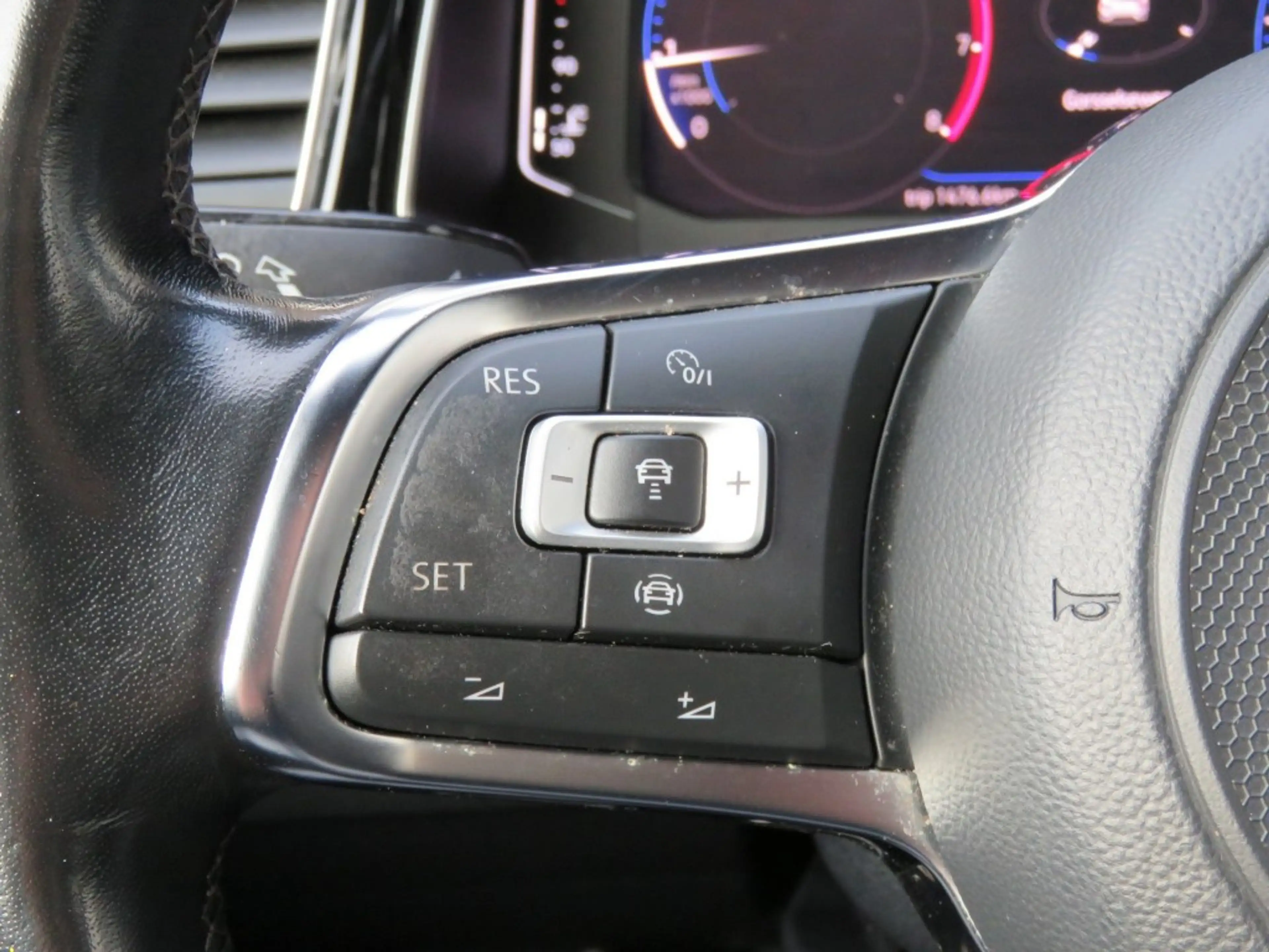 Volkswagen T-Roc 1.5 TSI 150pk SPORT BLACK EDITION / Led / Beats au — photo 19