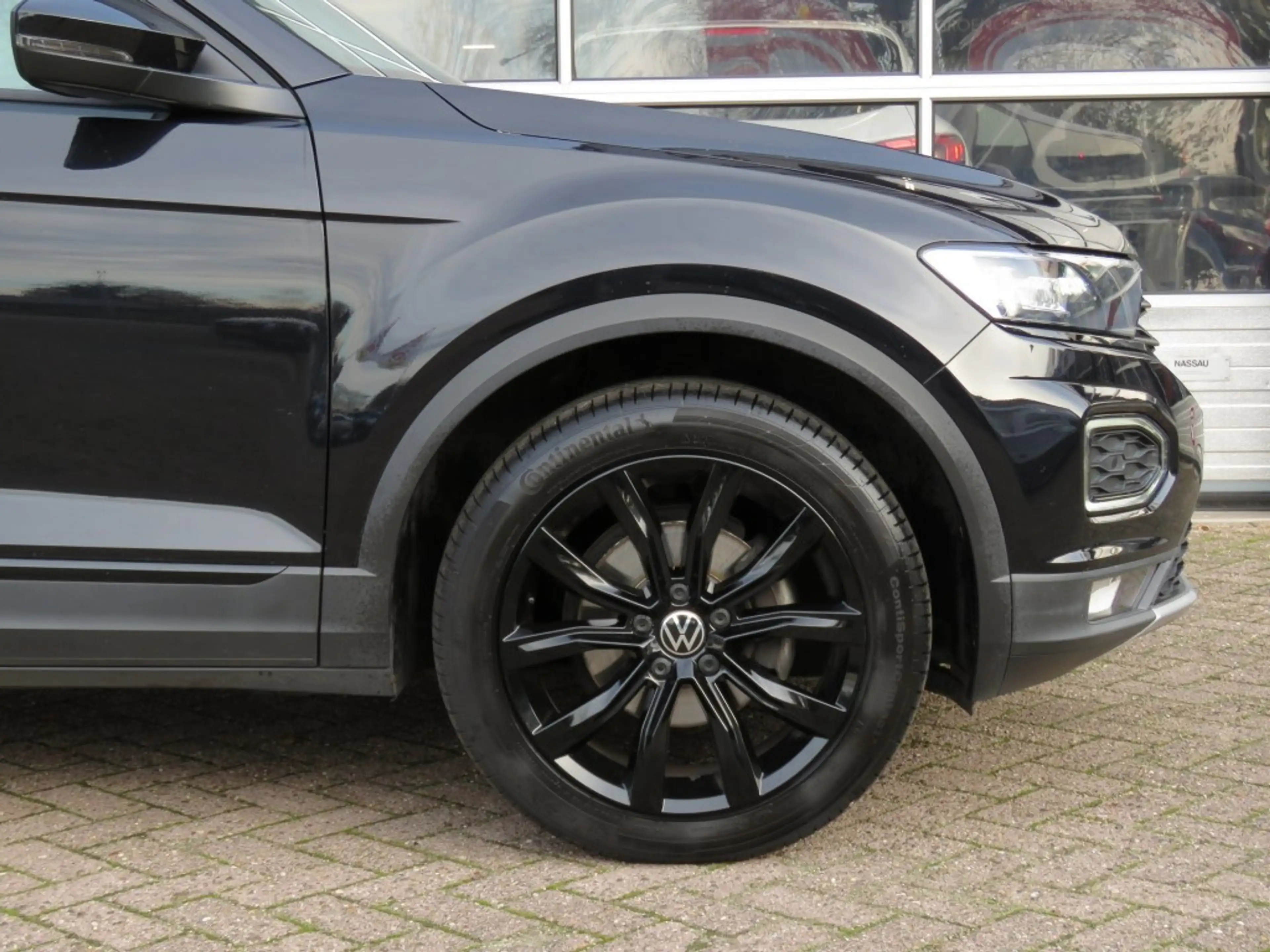 Volkswagen T-Roc 1.5 TSI 150pk SPORT BLACK EDITION / Led / Beats au — photo 45