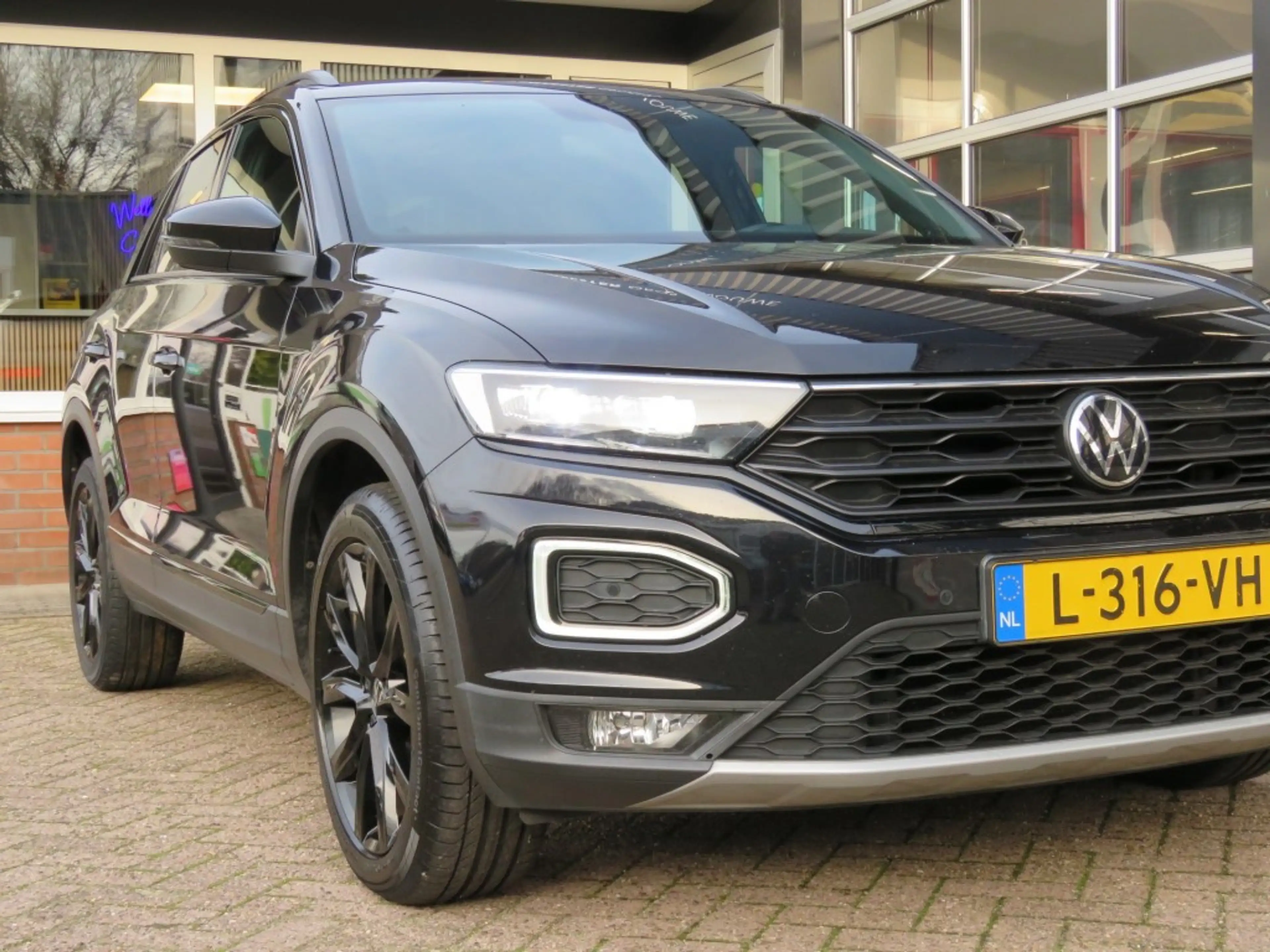 Volkswagen T-Roc 1.5 TSI 150pk SPORT BLACK EDITION / Led / Beats au — photo 47