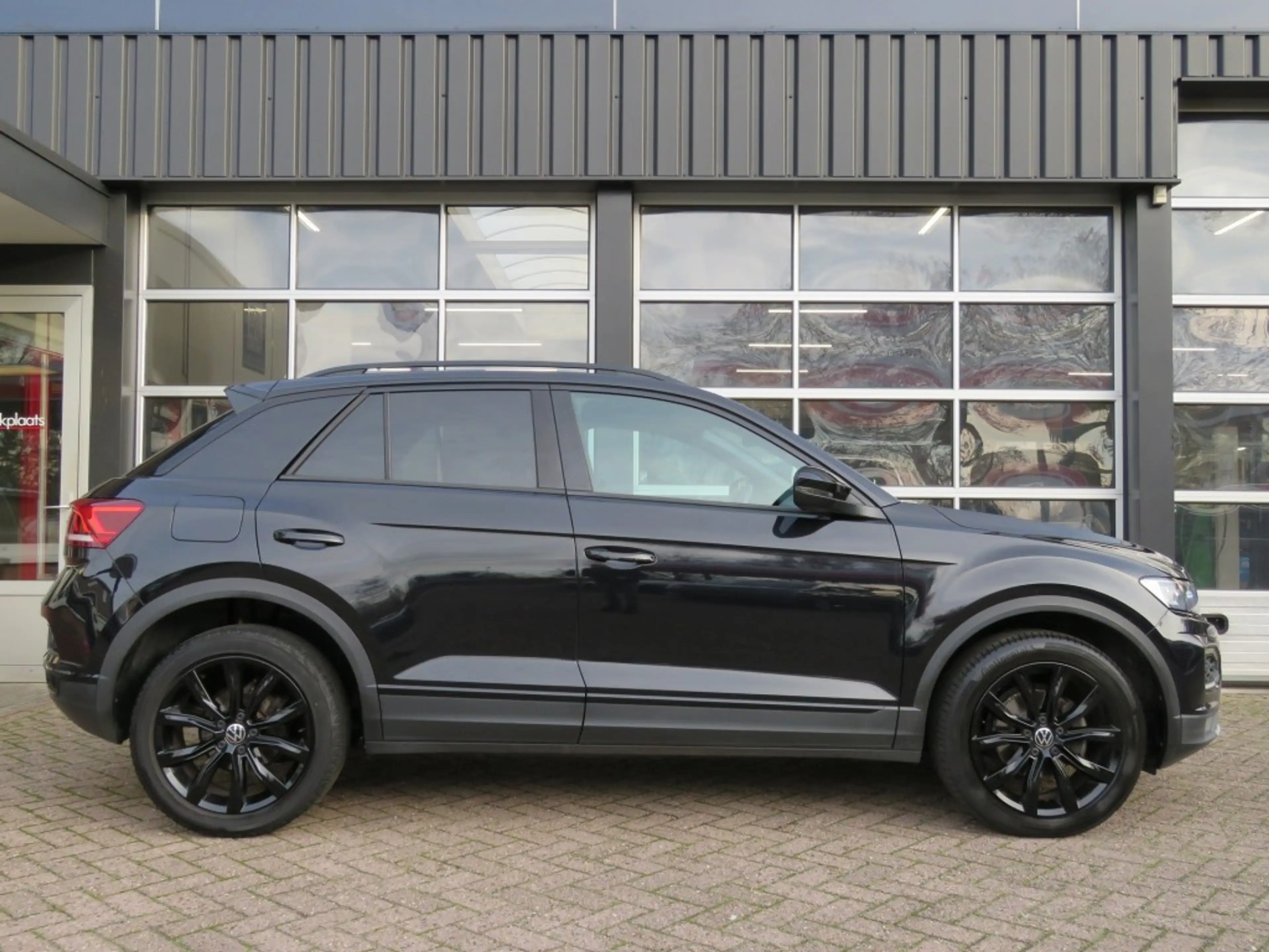 Volkswagen T-Roc 1.5 TSI 150pk SPORT BLACK EDITION / Led / Beats au — photo 44