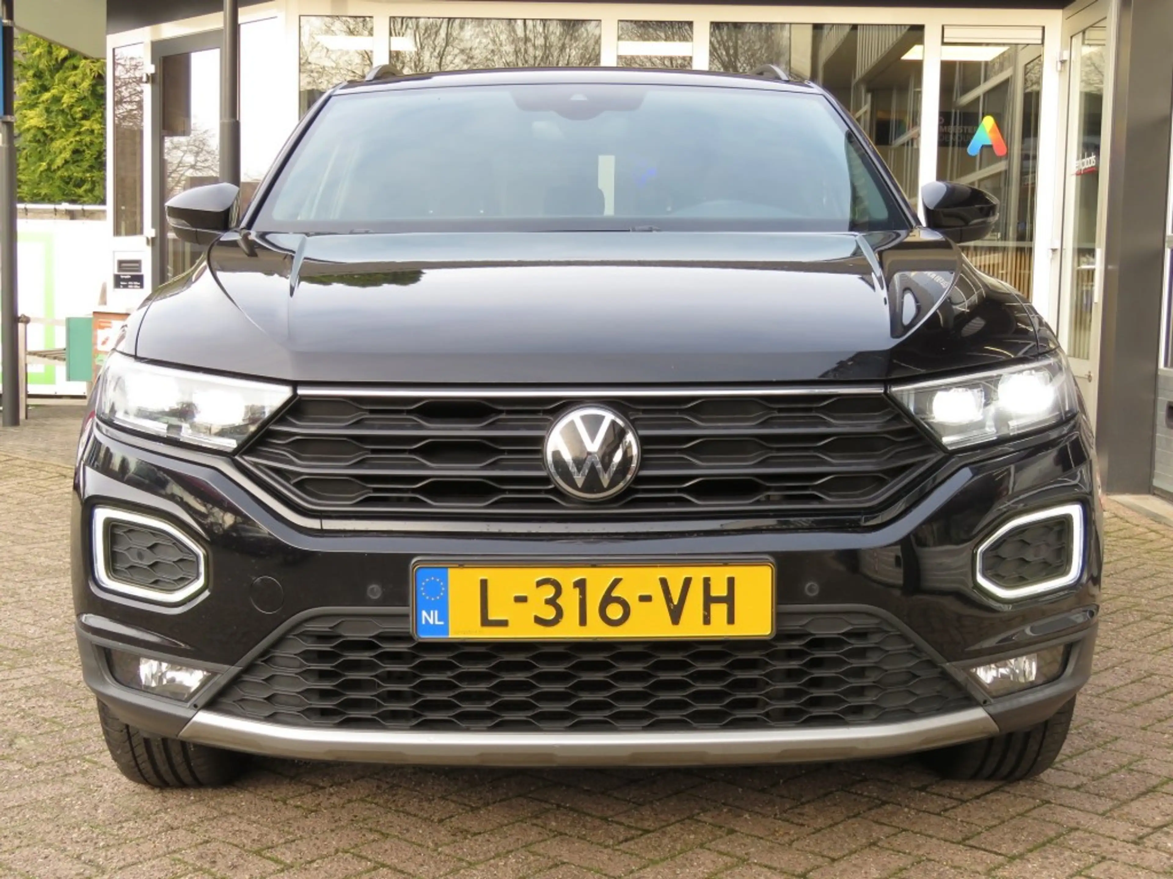 Volkswagen T-Roc 1.5 TSI 150pk SPORT BLACK EDITION / Led / Beats au — photo 48
