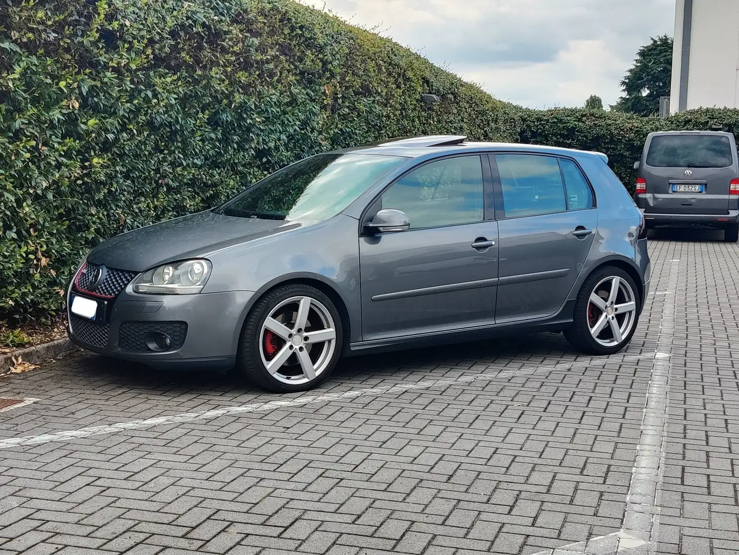 Volkswagen Golf GTI Golf V 2003 5p 2.0 tfsi Gris - 1