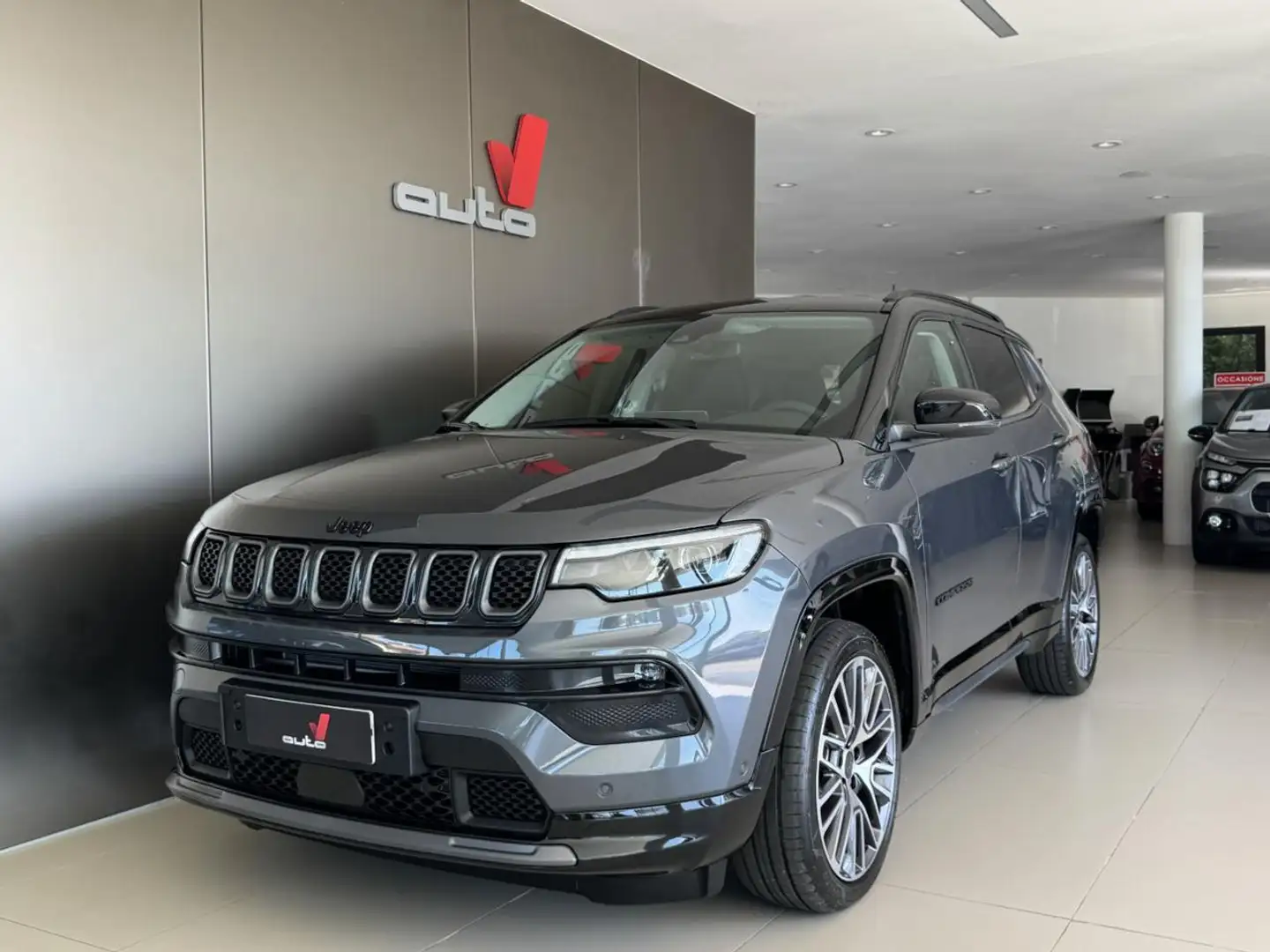 Jeep Compass 1.5 Turbo T4 130 CV MHEV 2WD Summit Grigio - 2