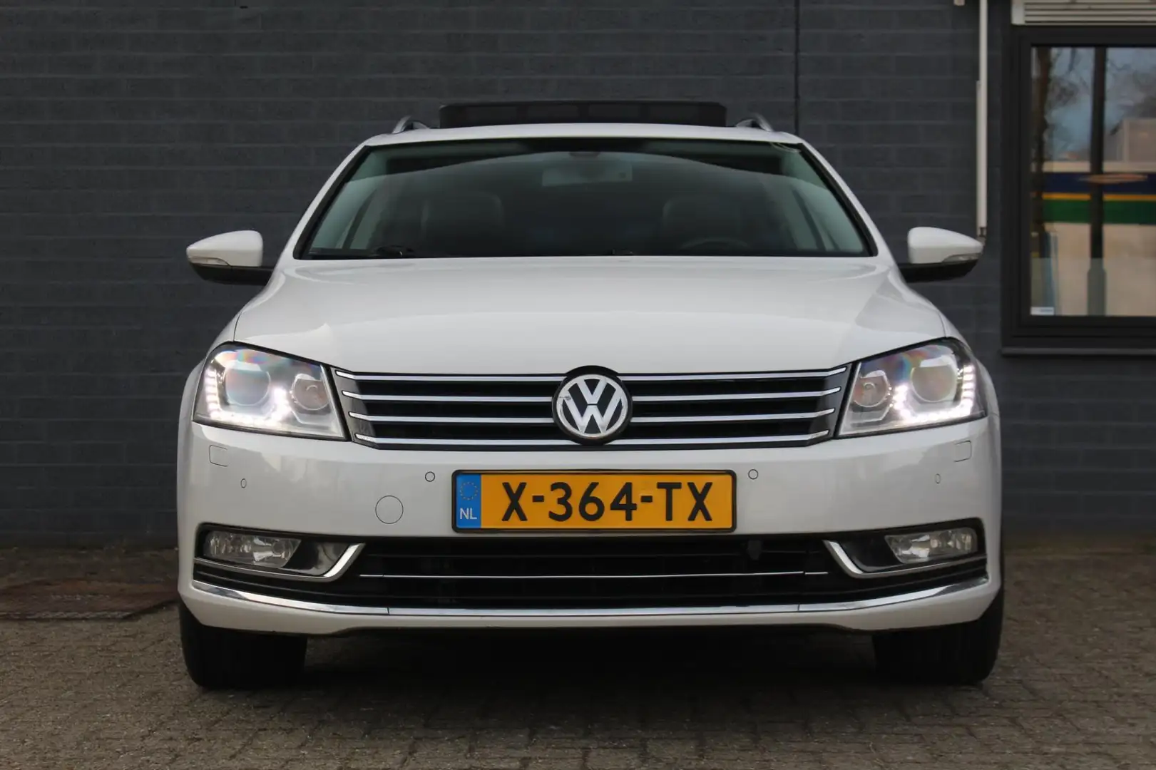 Volkswagen Passat Variant 3.6 V6 FSI 4Motion Highline R36 Blanco - 2