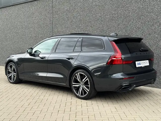 Volvo V60 view 5