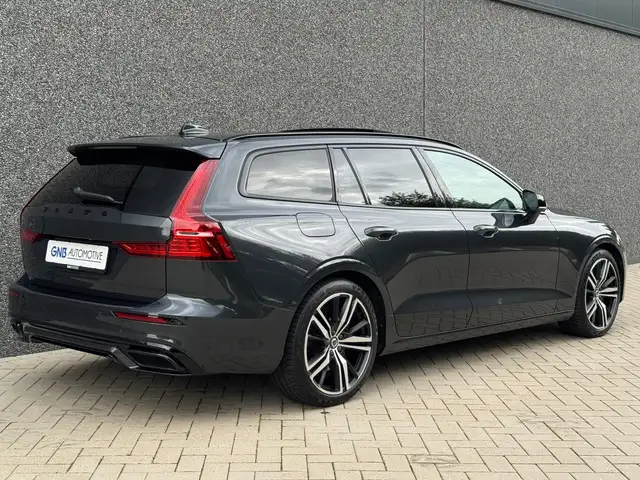 Volvo V60 view 7