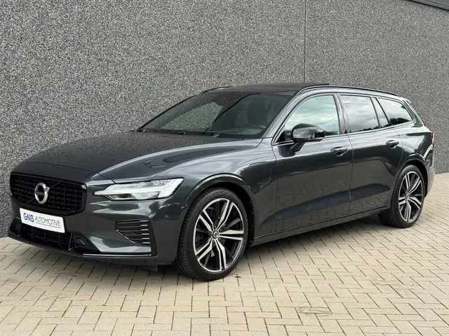 Volvo V60 view 4
