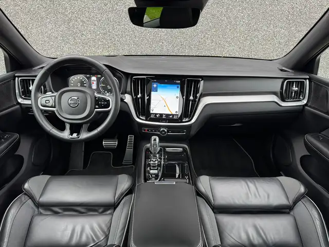 Volvo V60 view 10