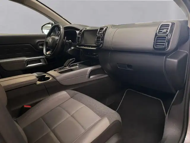 Citroen C5 Aircross view 14
