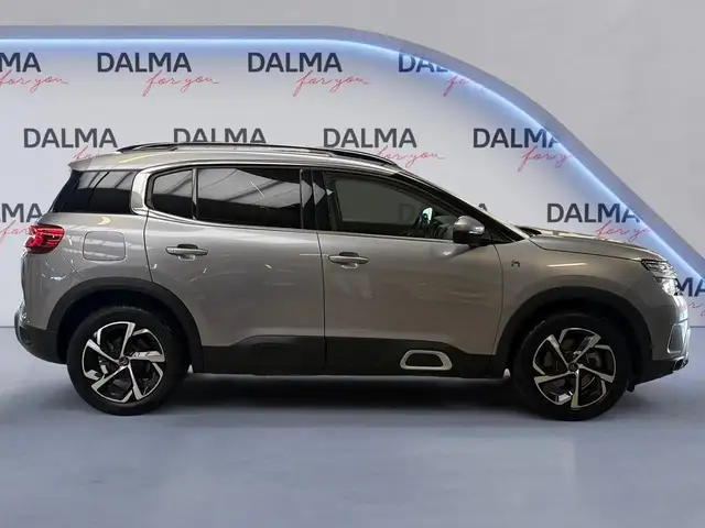 Citroen C5 Aircross view 6