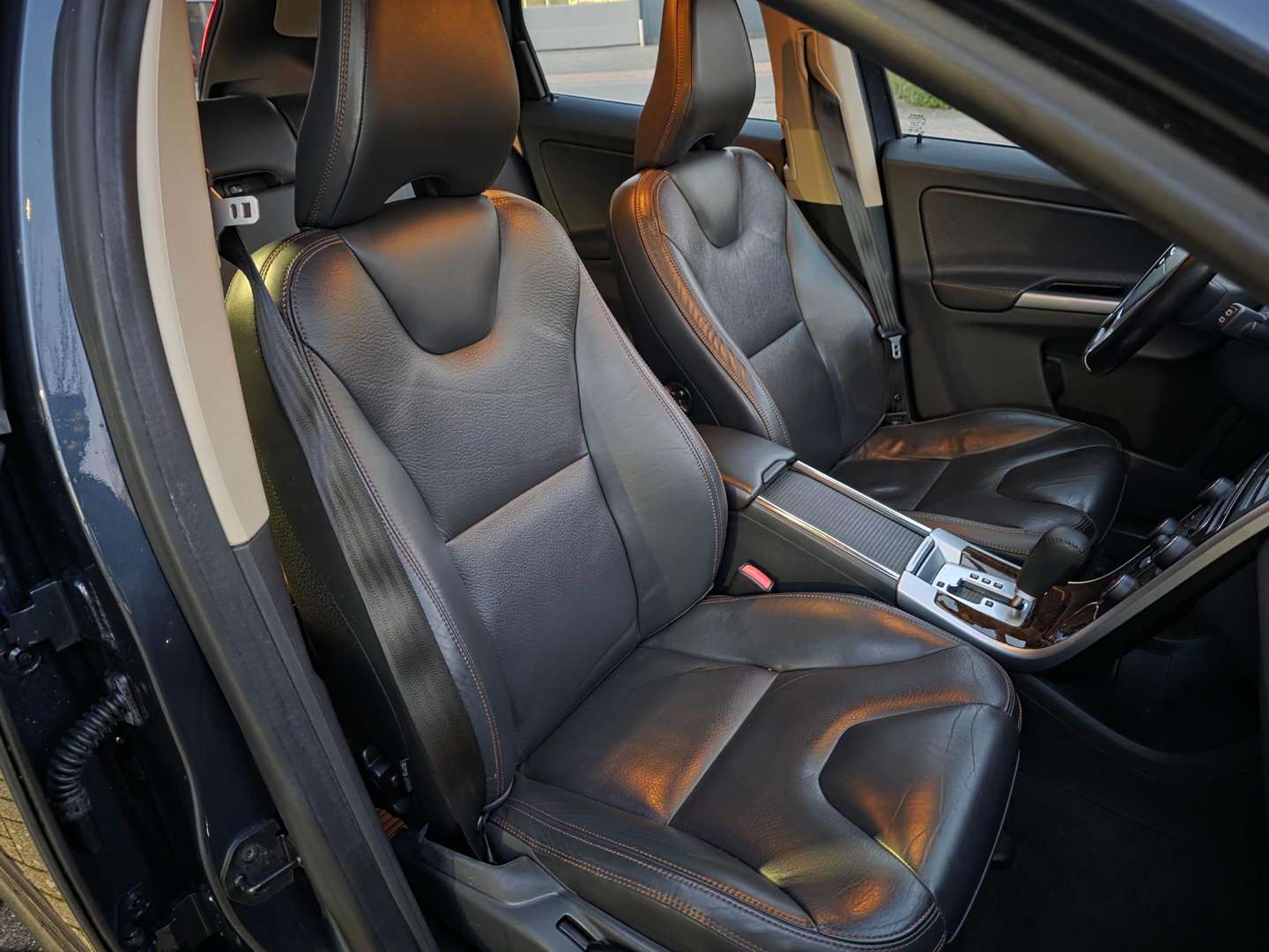 Volvo XC60 afbeelding 8