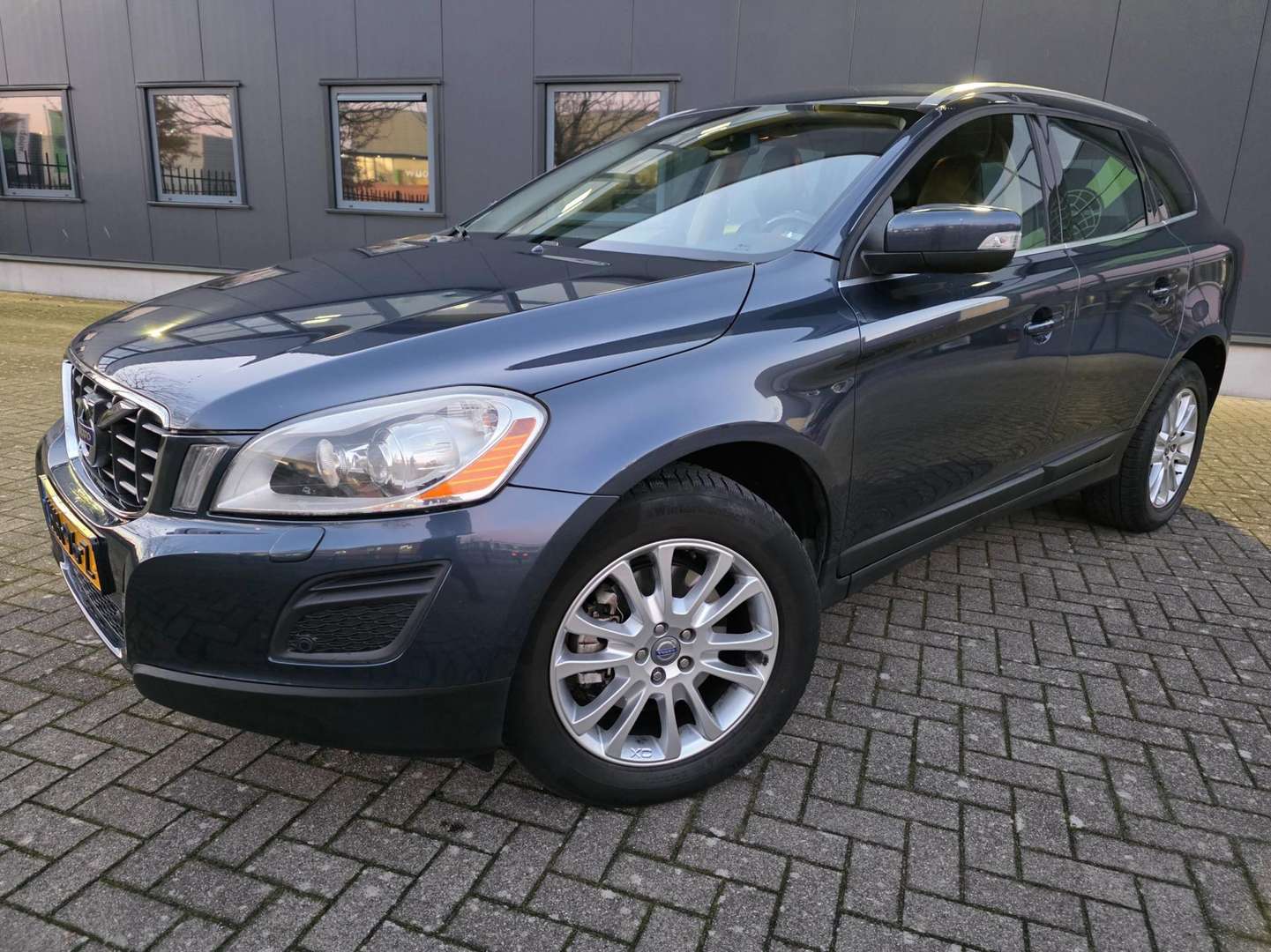 Volvo XC60 afbeelding 2