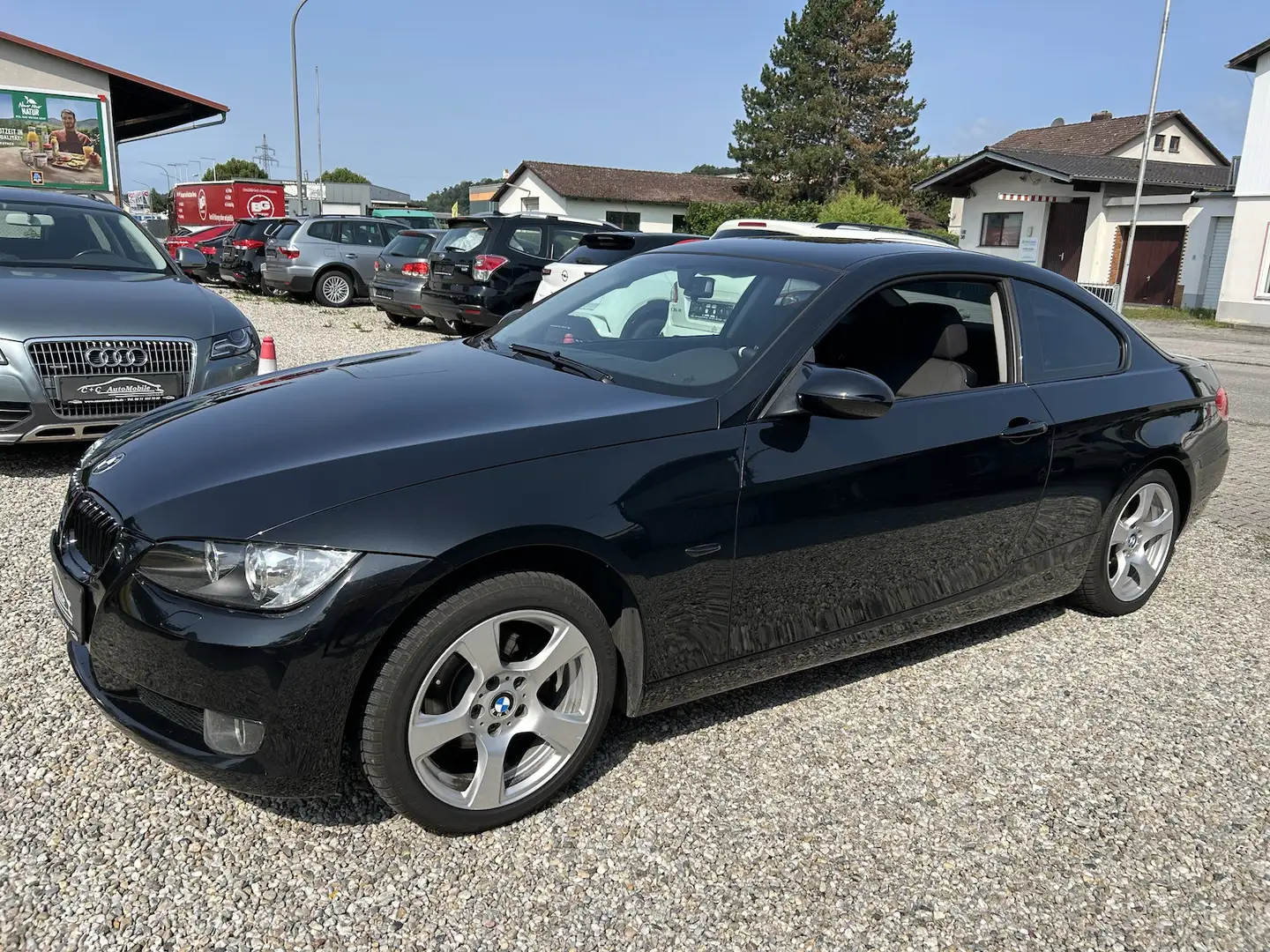 BMW 320 320i Bi-Xenon Sitzheizung PDC ATM 140000 KM! Schwarz - 1