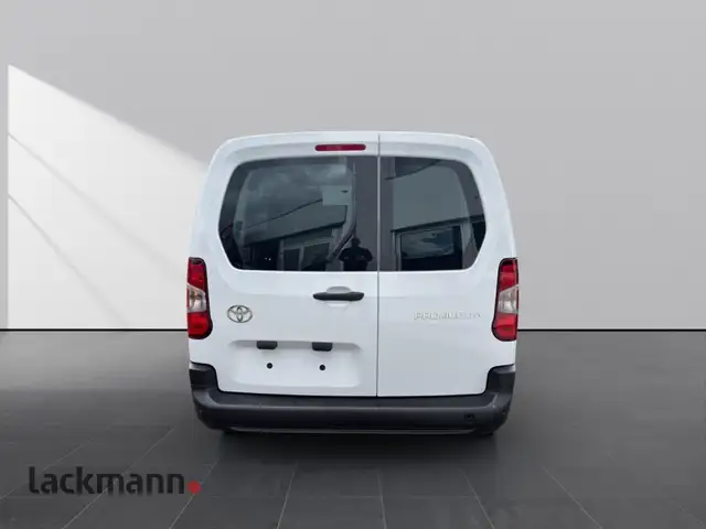 Toyota Proace view 5