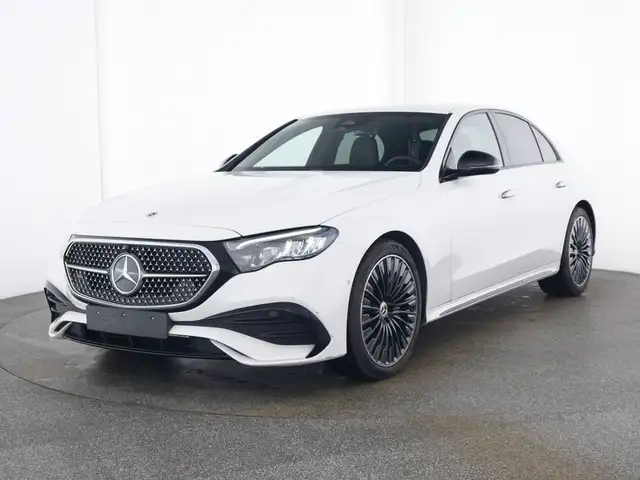 Mercedes-Benz E 200 AMG Night Pack, Keyless-Go, Distronic, Camera, Led