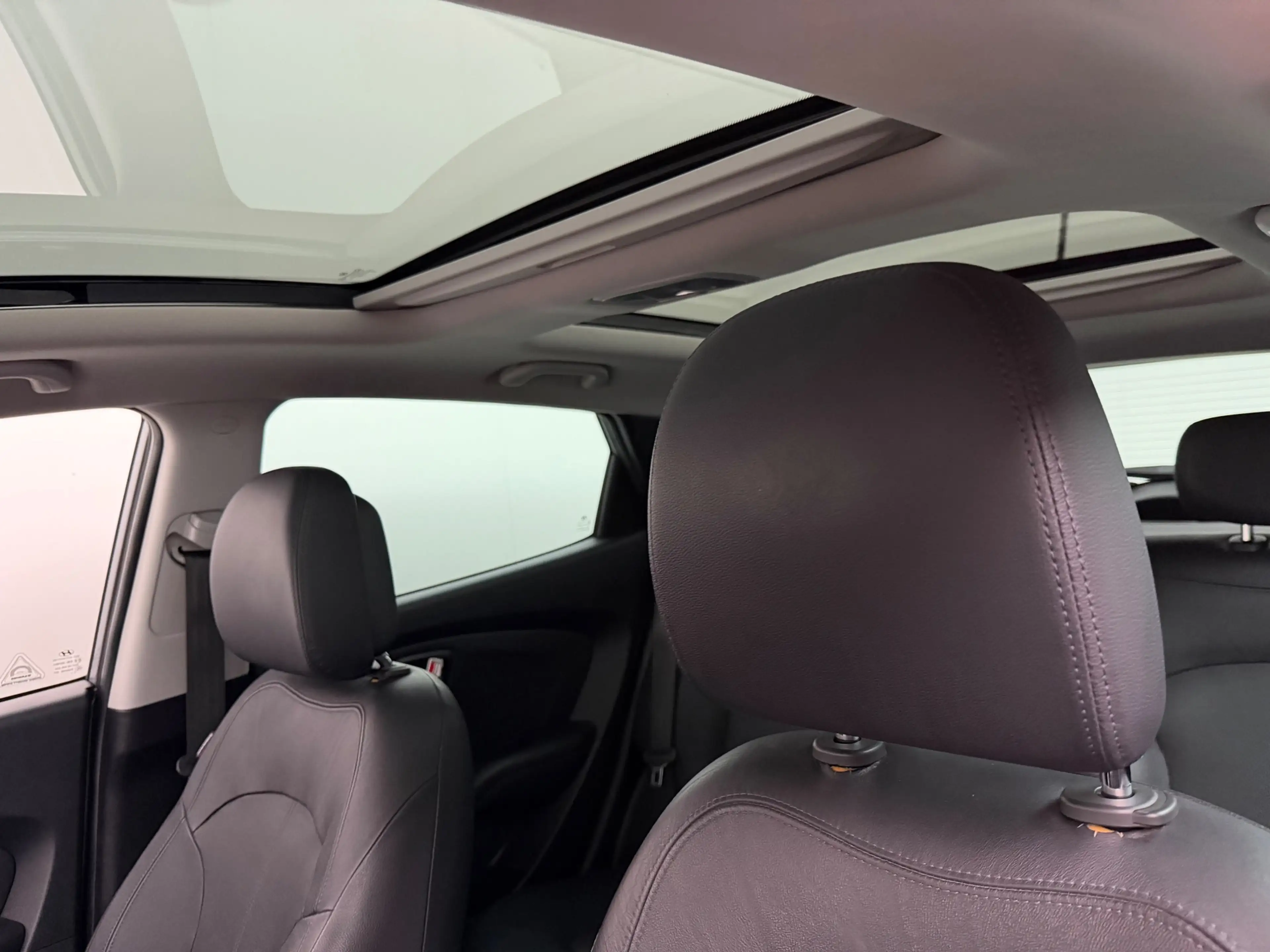 Hyundai iX35 2.0i i-Catcher # Pano # Leder # Camera # Trekhaak — photo 11