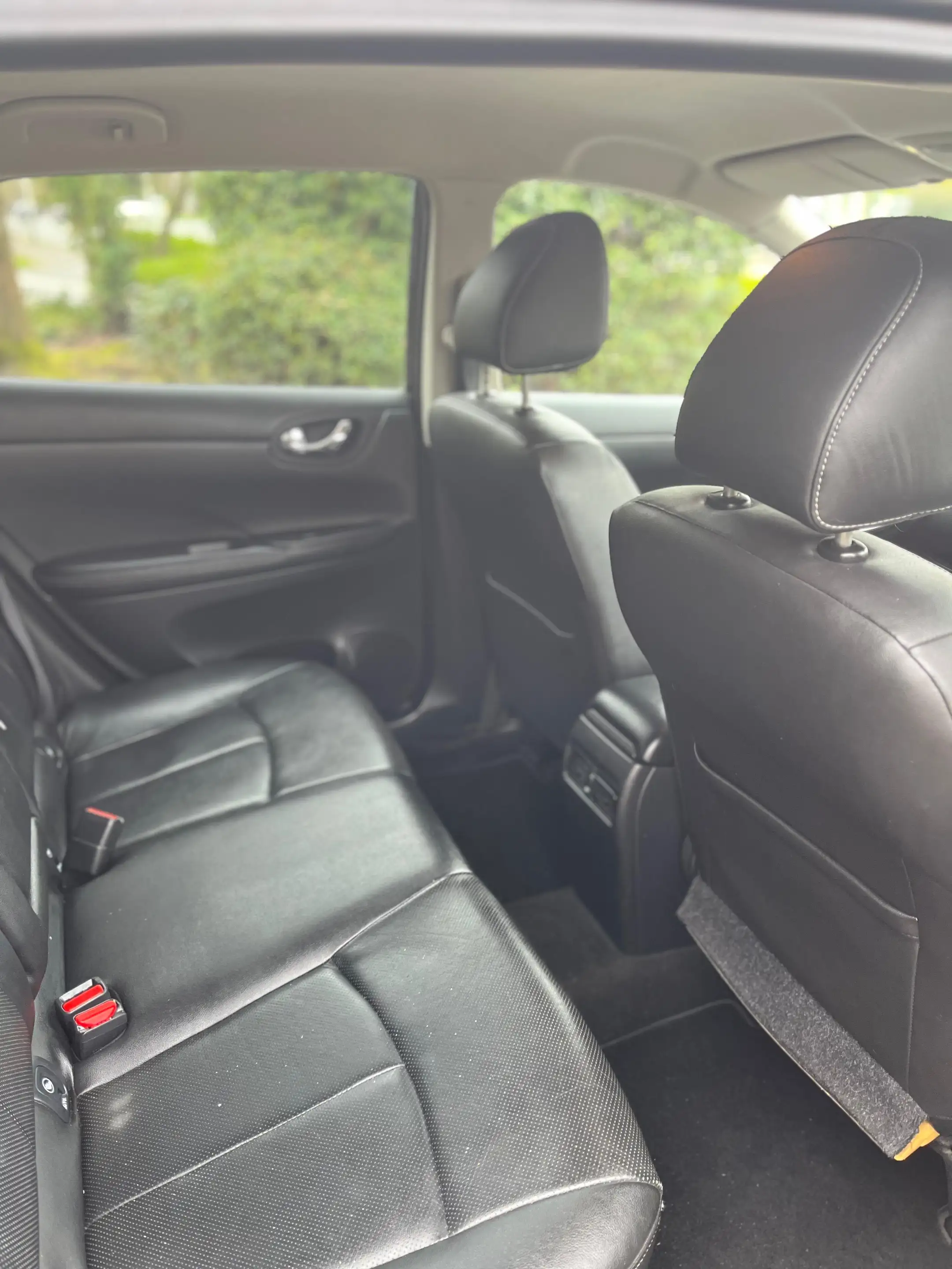 Nissan Pulsar 1.2 DIG-T Automatik / 1. Hand / Leder / Kamera — photo 12