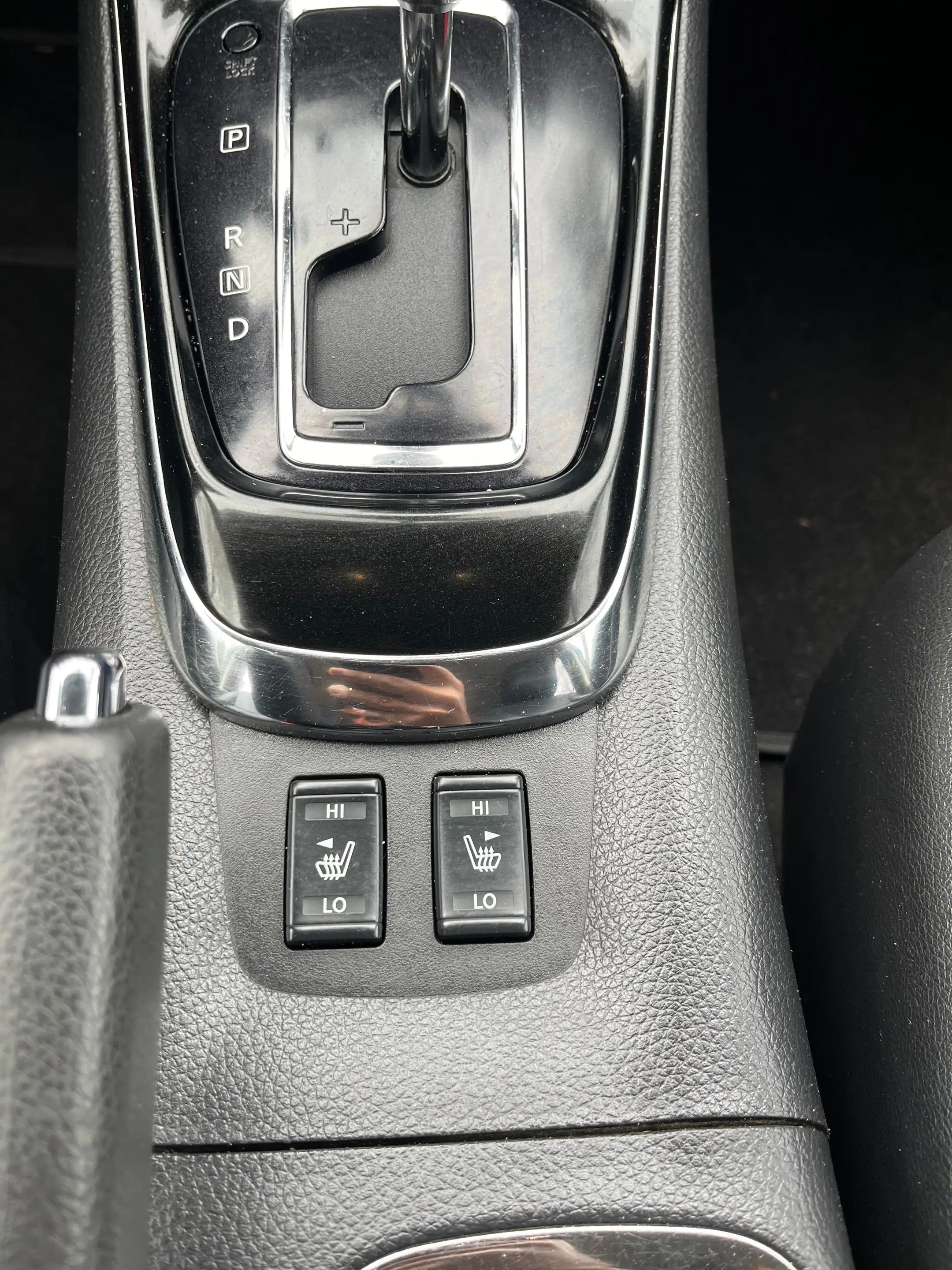 Nissan Pulsar 1.2 DIG-T Automatik / 1. Hand / Leder / Kamera — photo 15