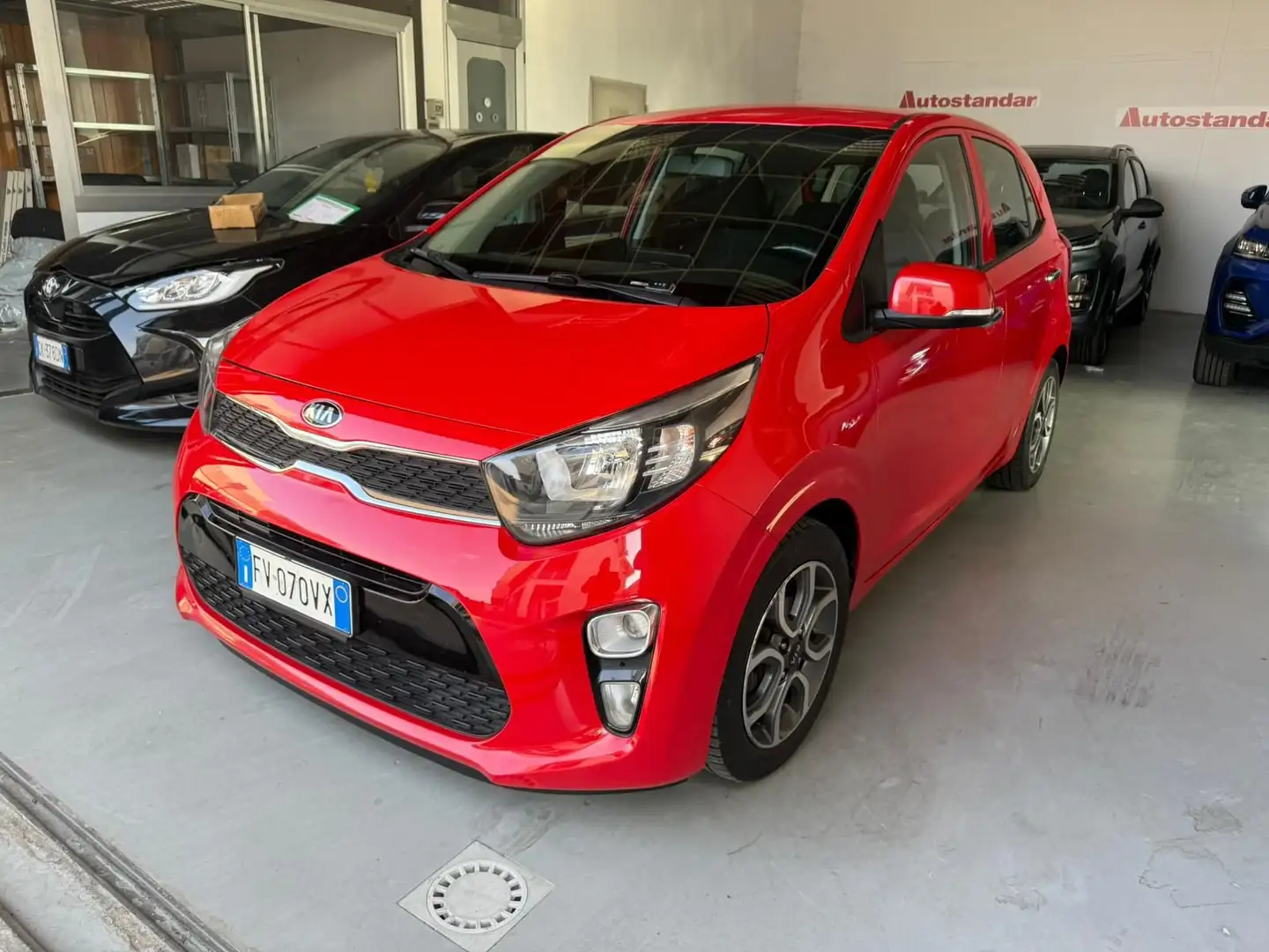 Kia Picanto 3ªs.(17-->) 1.0 12V EcoGPL 5 porte Cool Rosso - 1