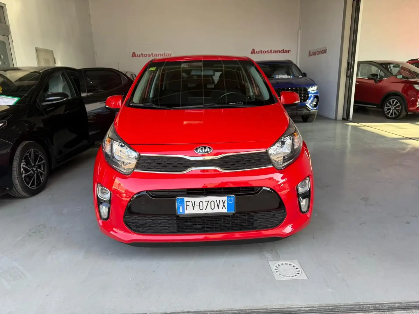 Kia Picanto 3ªs.(17-->) 1.0 12V EcoGPL 5 porte Cool Rosso - 2